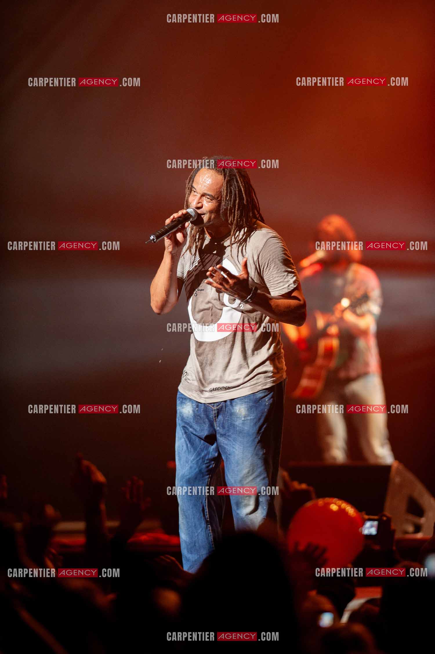Grand concert au Zénith de Paris “ ULTIMATUM PLANETE ZÉNITH “ le 22 Nov 2009. Le chanteur Yannick Noah.                                    ( Exclusif )