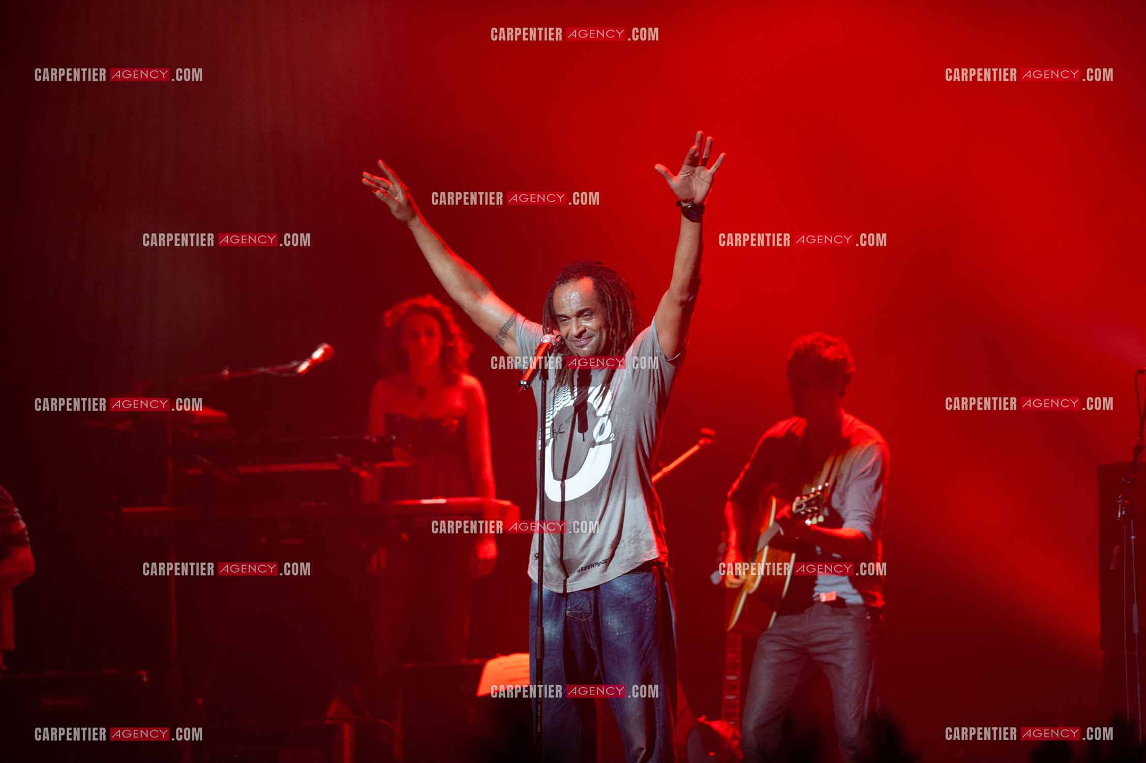 Grand concert au Zénith de Paris “ ULTIMATUM PLANETE ZÉNITH “ le 22 Nov 2009. Le chanteur Yannick Noah.                                    ( Exclusif )
