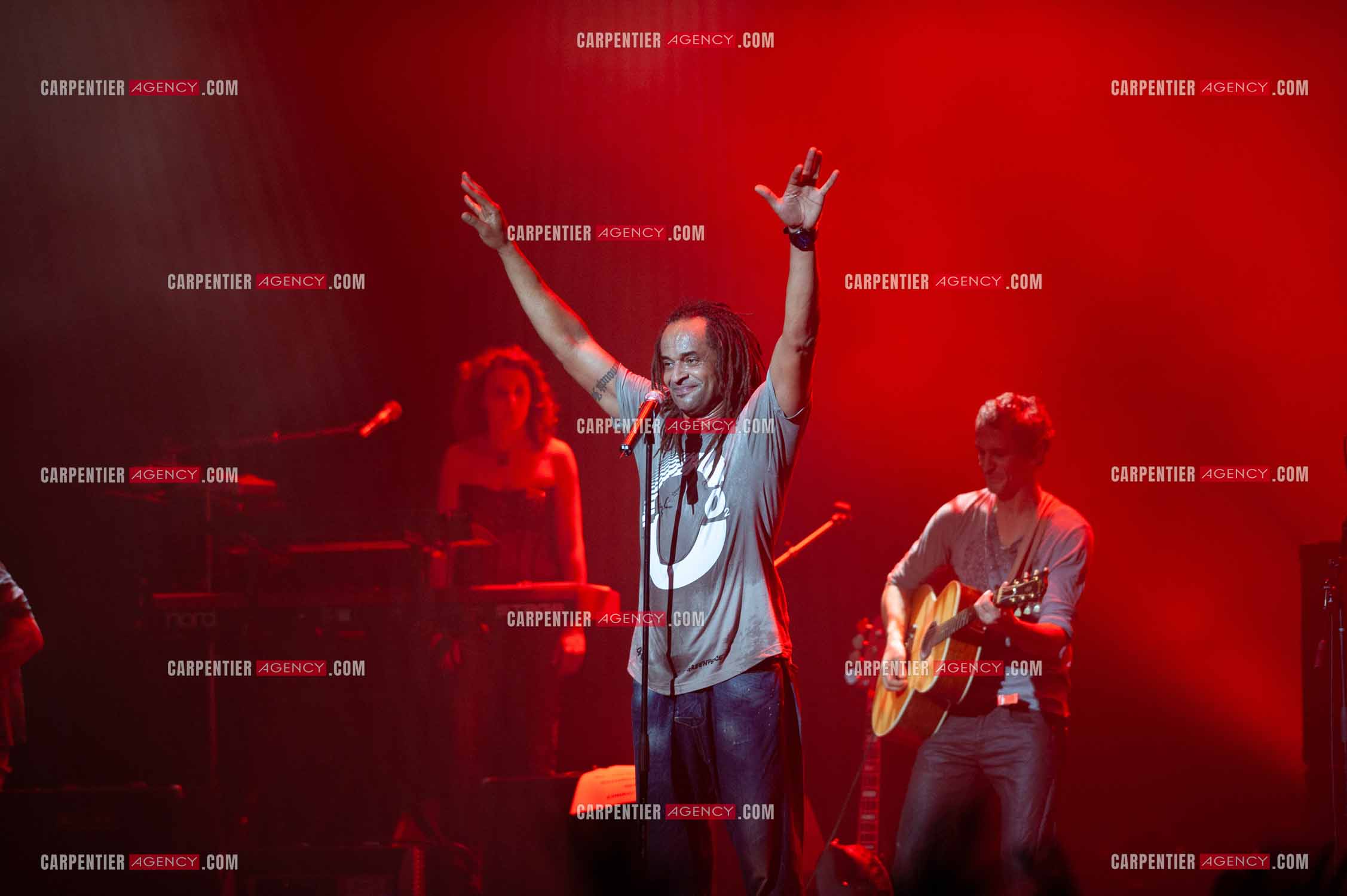 Grand concert au Zénith de Paris “ ULTIMATUM PLANETE ZÉNITH “ le 22 Nov 2009. Le chanteur Yannick Noah.                                    ( Exclusif )