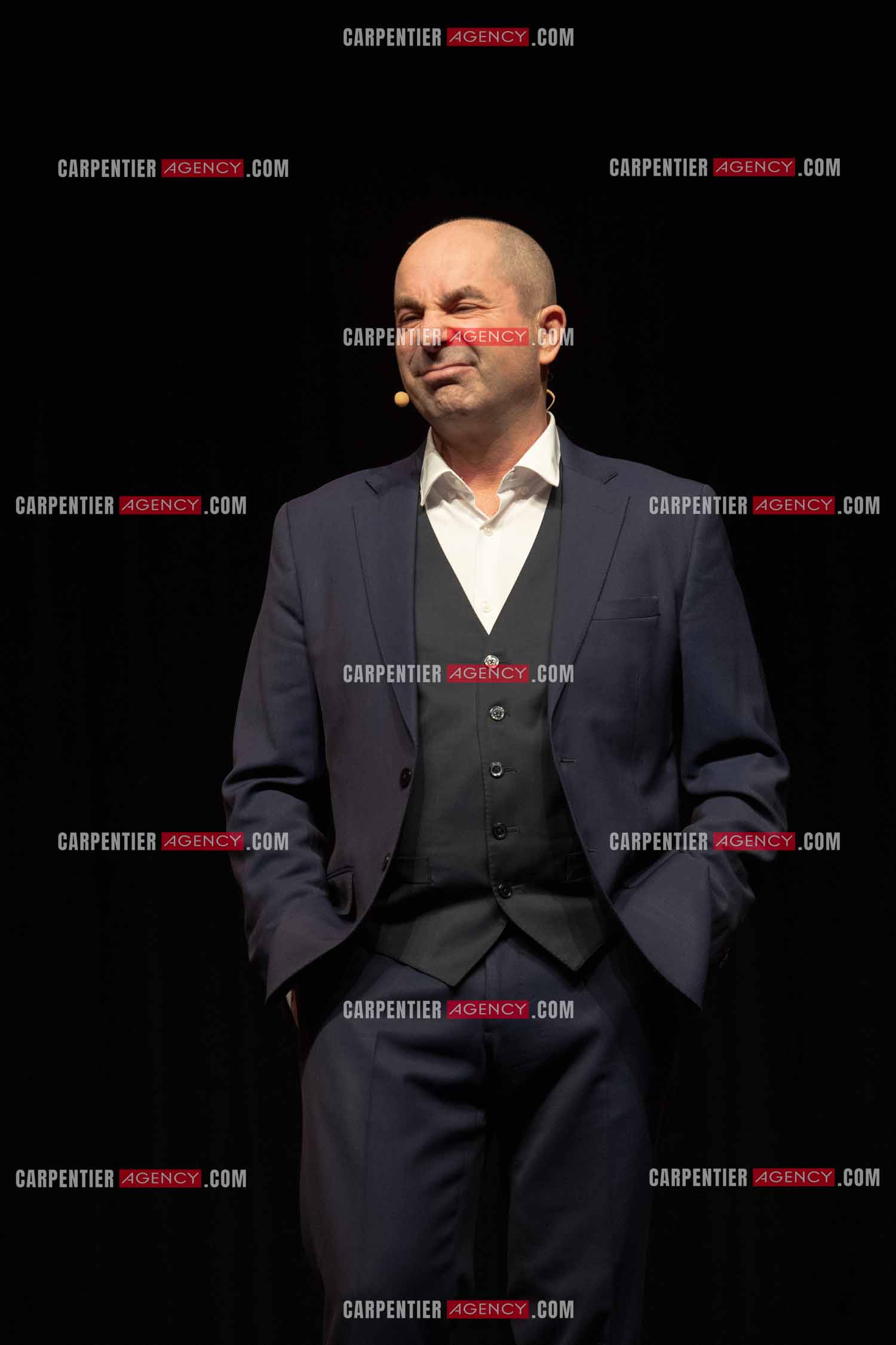 L'humoriste Yves Pujol en spectacle.         ( Exclusif )