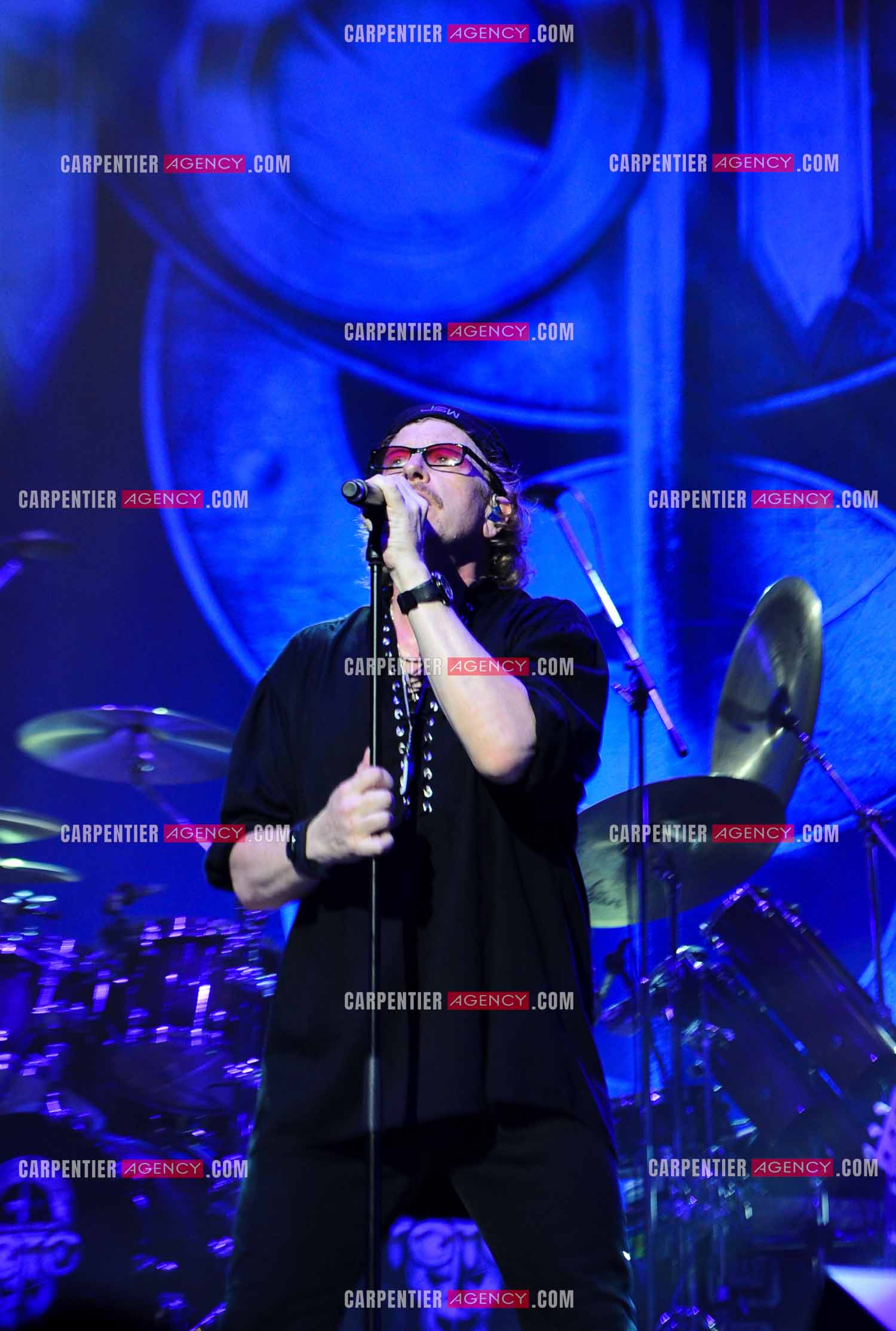 Le groupe Toto en concert au Zénith de Paris. Le chanteur du groupe, Joe Williams. ( Exclusif )