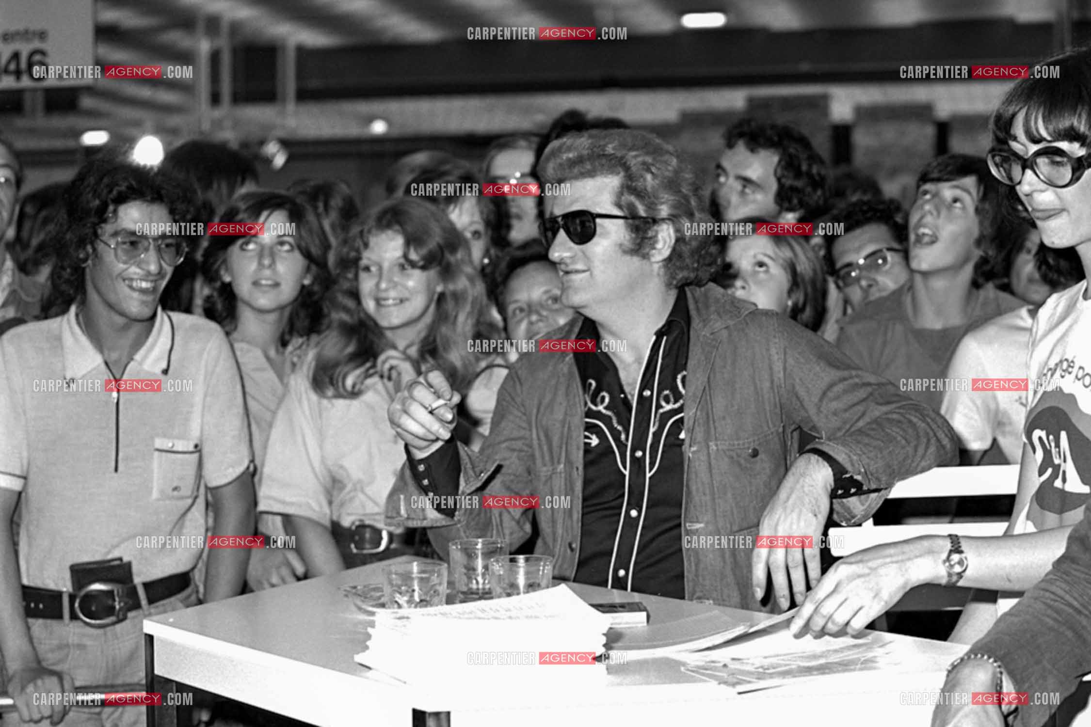 Le chanteur Eddy Mitchell invité pour l'inauguration du centre commercial C&A de la Part-Dieu à Lyon.  ( Exclusif )