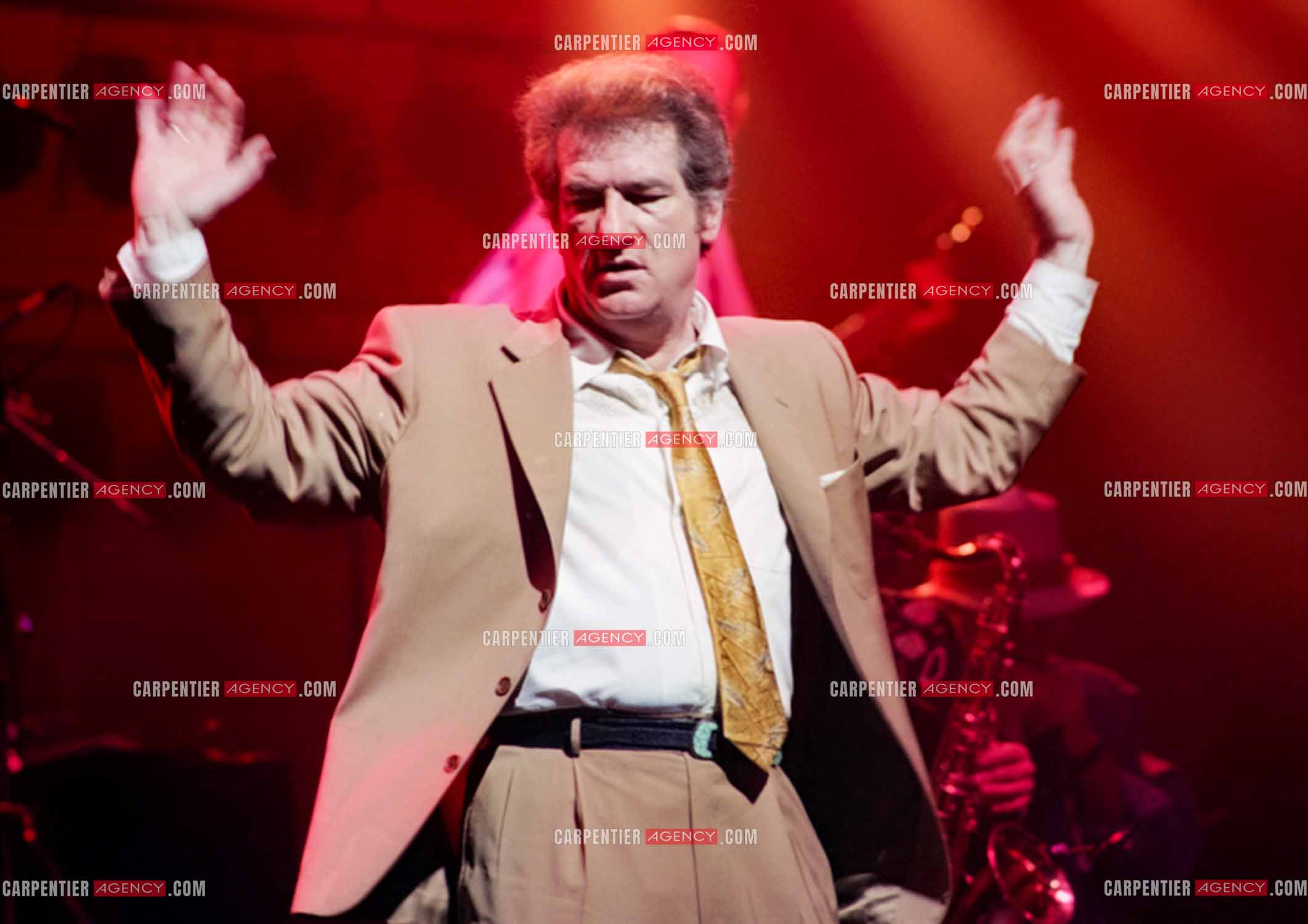 Le chanteur Eddy Mitchell en concert à l'Olympia le 29 mars 1994.