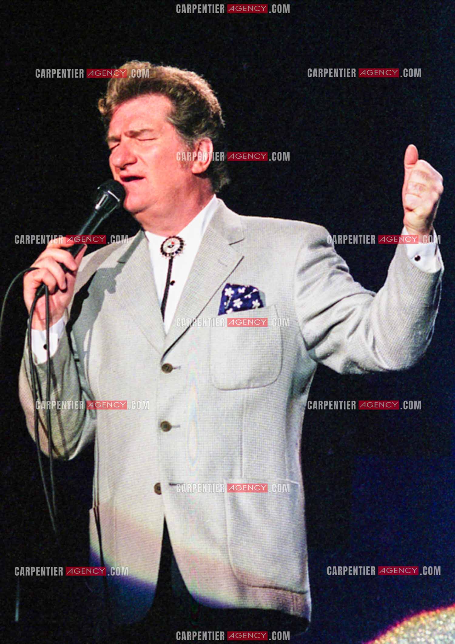 Le chanteur Eddy Mitchell en concert au Zénith de Paris du 08 au 12 février 1994.