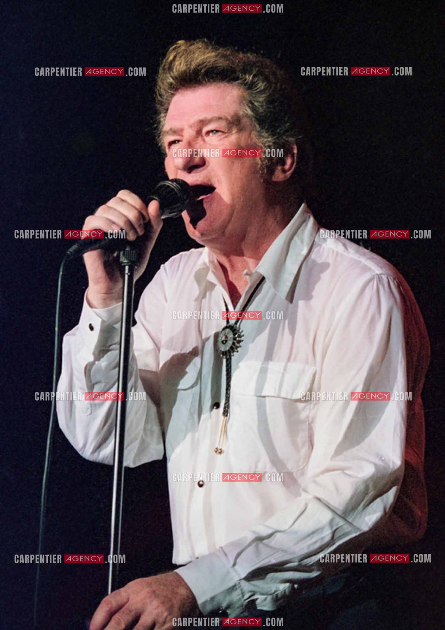 Le chanteur Eddy Mitchell en concert au Zénith de Paris du 08 au 12 février 1994.