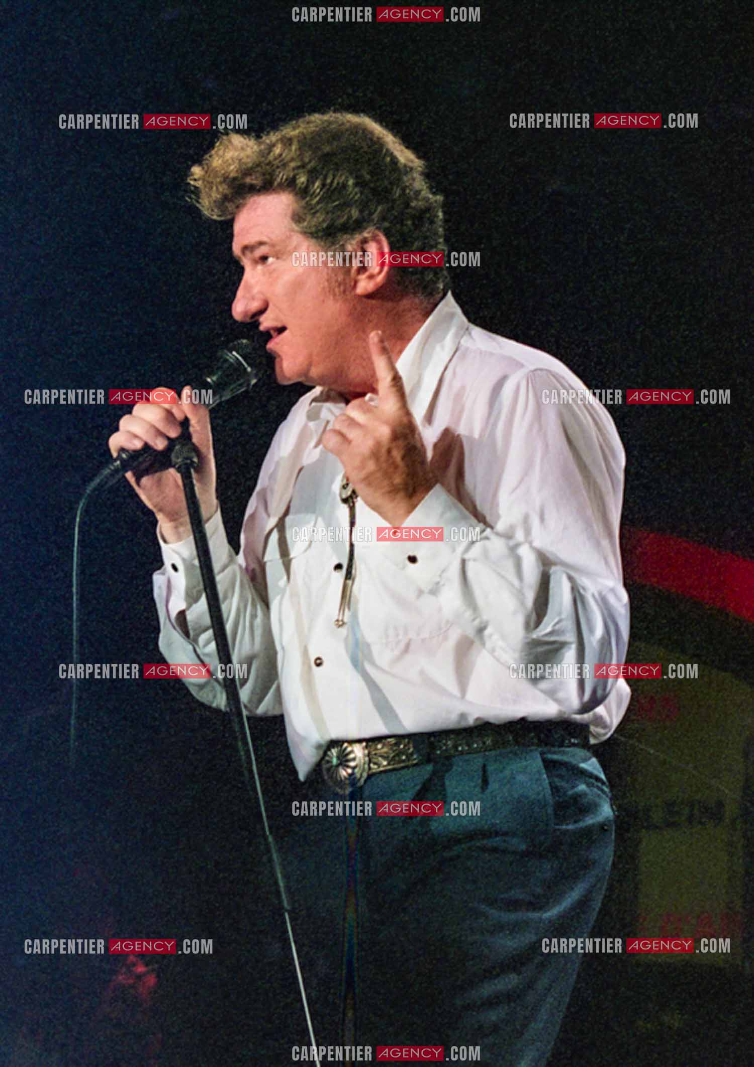 Le chanteur Eddy Mitchell en concert au Zénith de Paris du 08 au 12 février 1994.