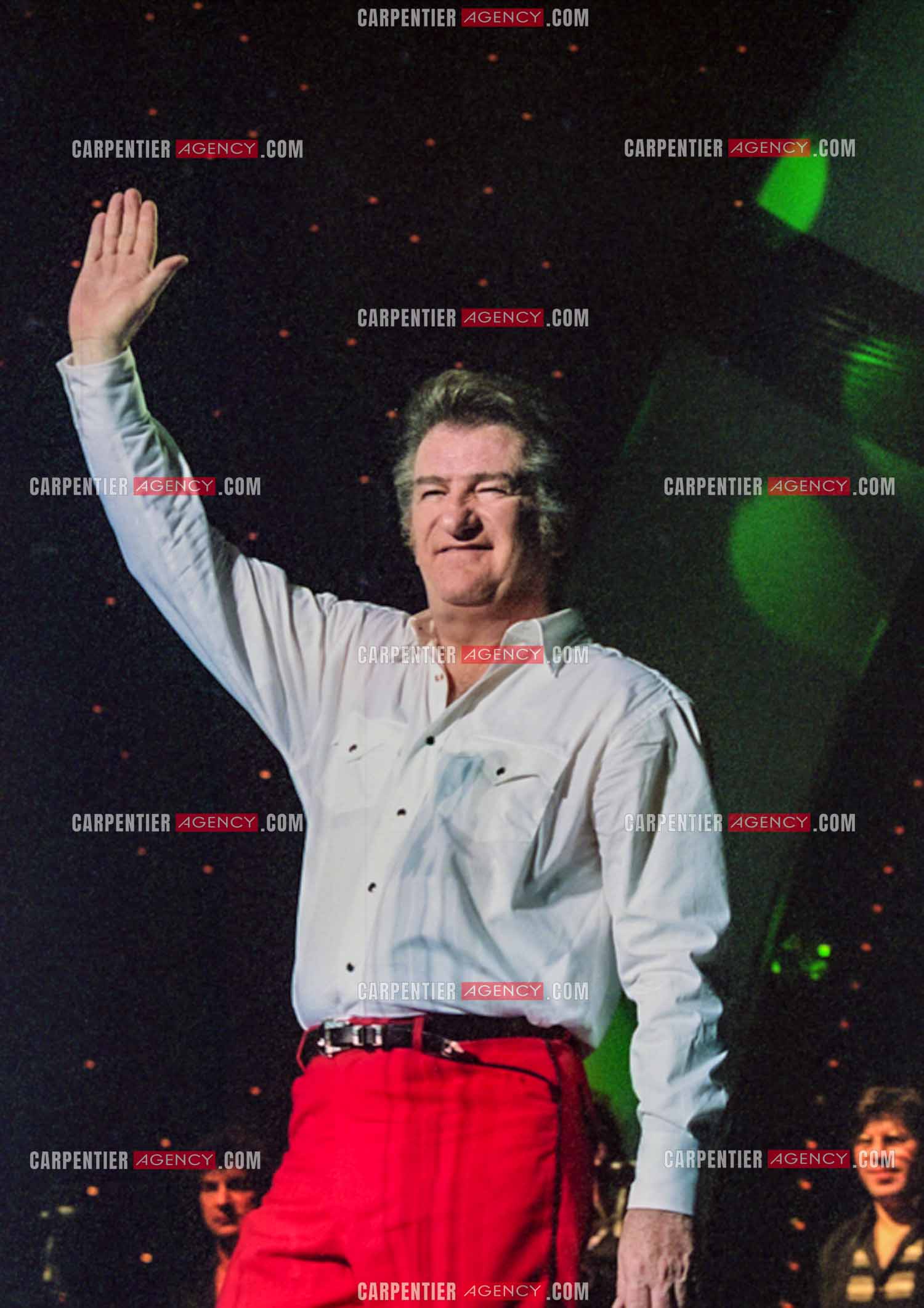 Le chanteur Eddy Mitchell en concert au POPB de Paris Bercy. Le big band d'Eddy Mitchell. Mr Eddy 1997