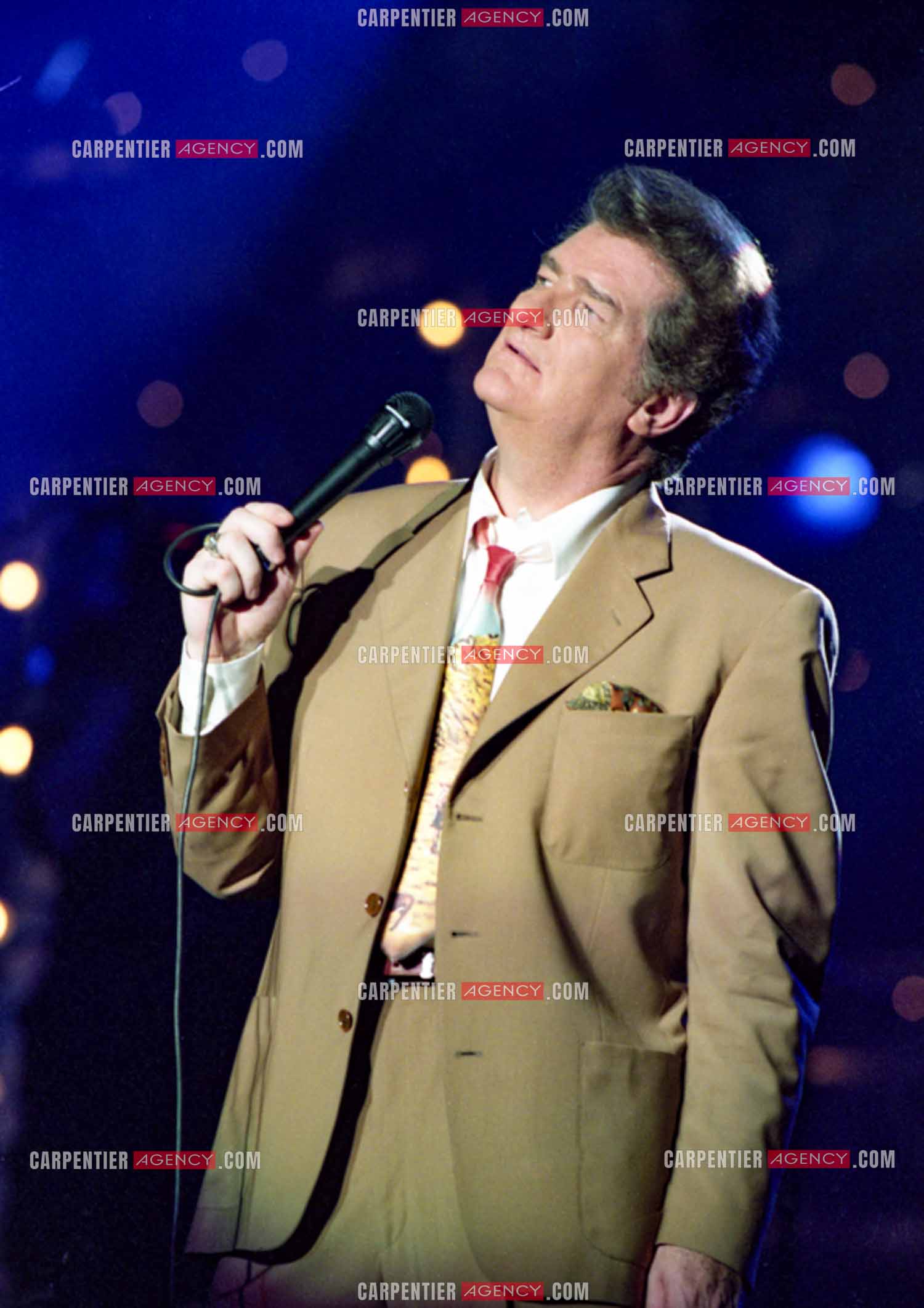 Le chanteur Eddy Mitchell en concert.    ( Exclusif )