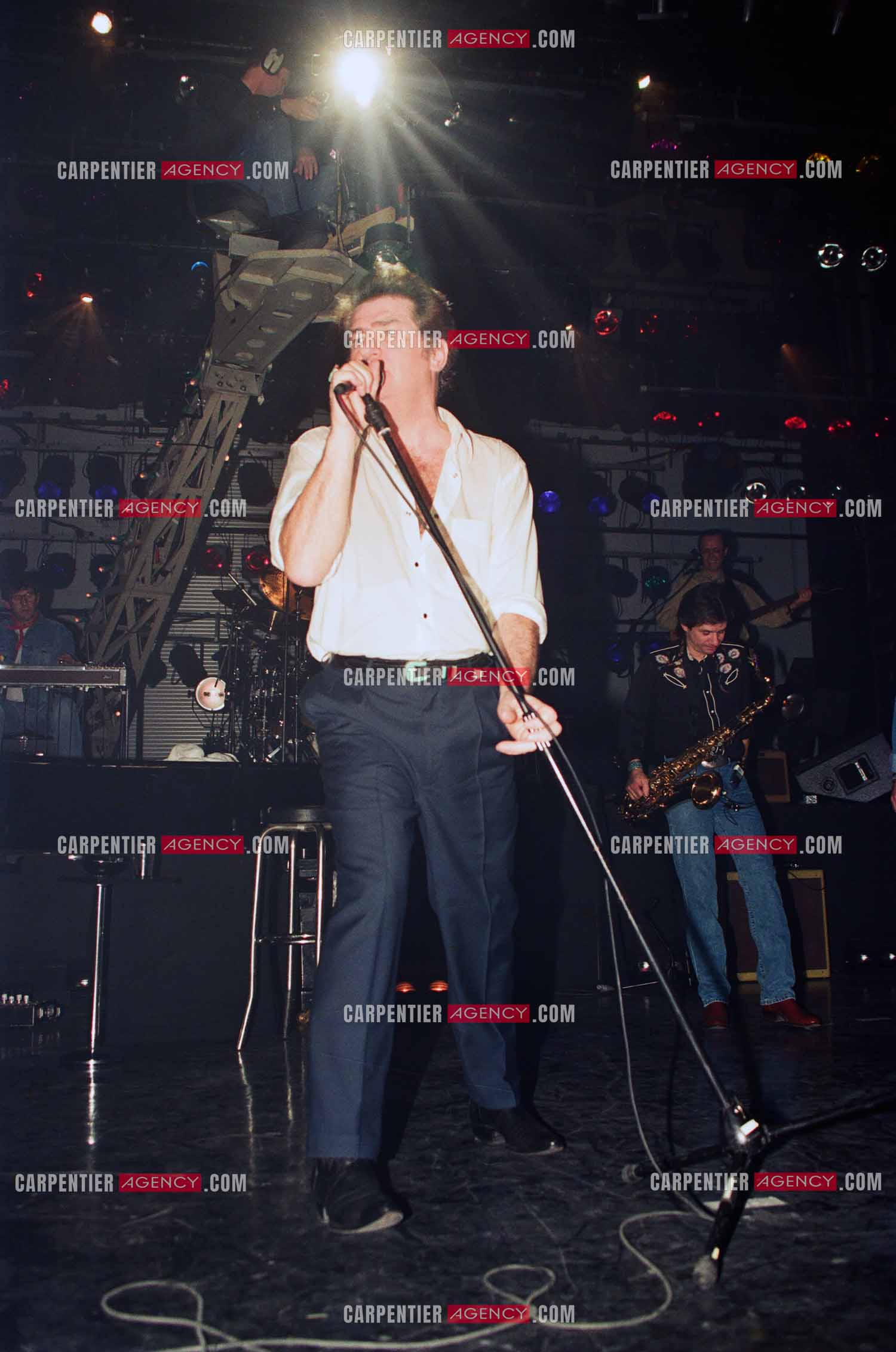 Le chanteur Eddy Mitchell lors de son Country-Rock à l'Olympia du 04 au 09 janvier 1994.  ( Exclusif )