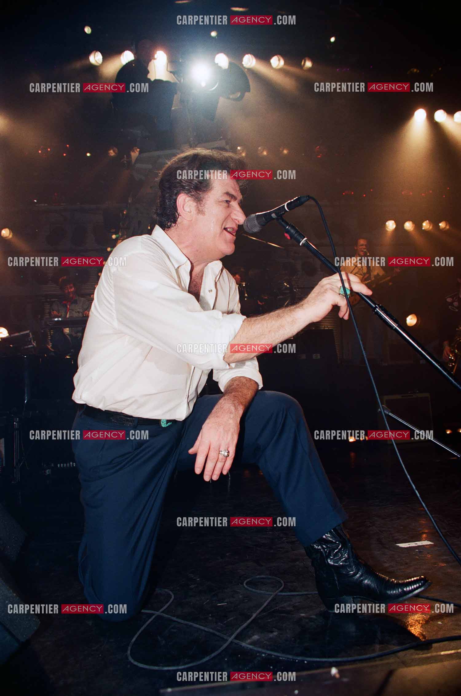 Le chanteur Eddy Mitchell lors de son Country-Rock à l'Olympia du 04 au 09 janvier 1994.  ( Exclusif )