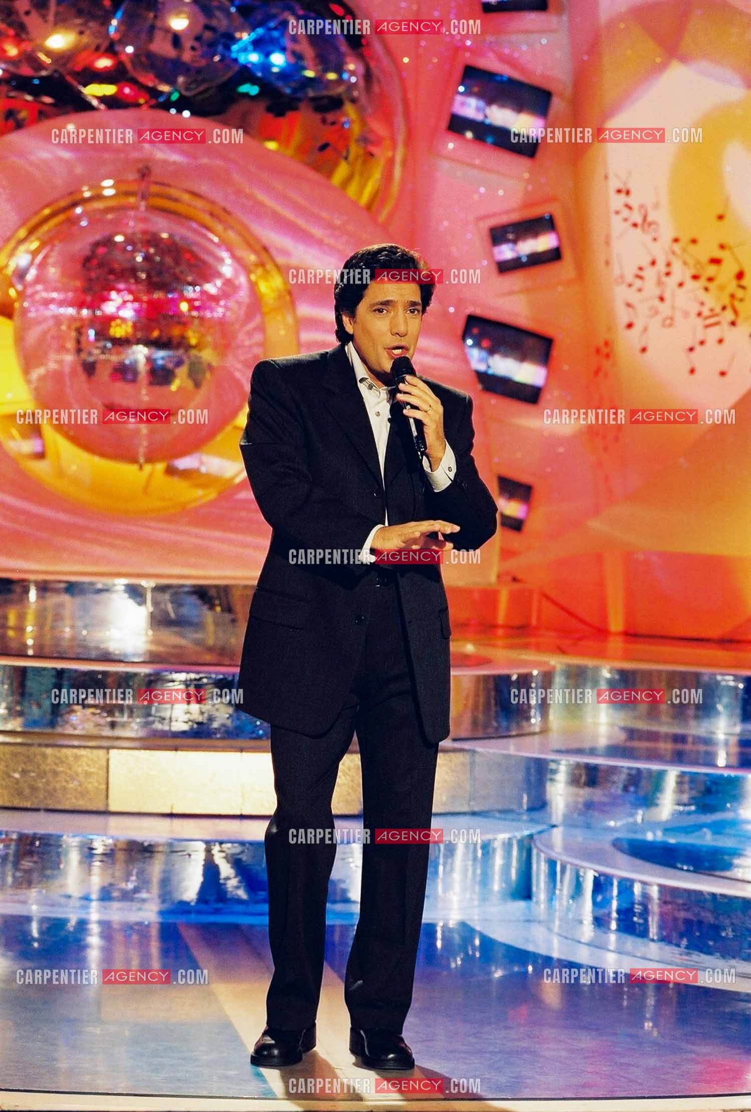 Le chanteur Frédéric François invité de l'émission “La Chance Aux Chansons“ pour la promotion de son nouvel album “Les Plus Grandes Mélodies Italiennes“.  ( Exclusif )