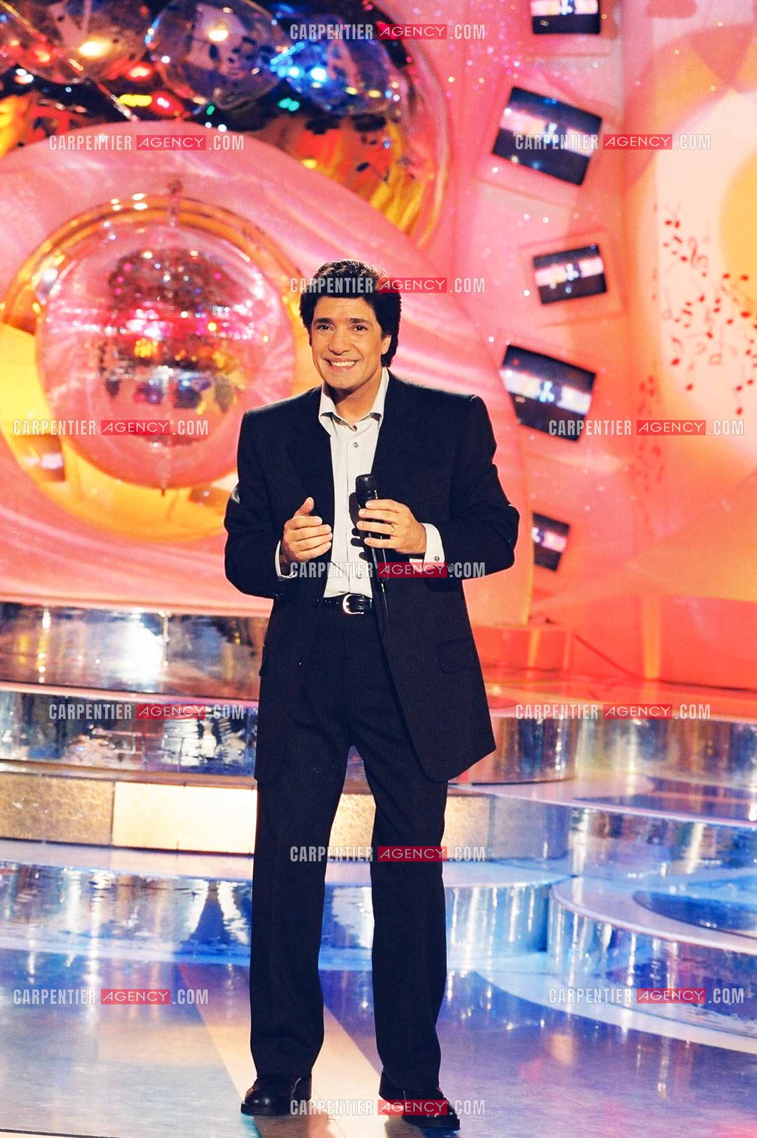 Le chanteur Frédéric François invité de l'émission “La Chance Aux Chansons“ pour la promotion de son nouvel album “Les Plus Grandes Mélodies Italiennes“.  ( Exclusif )