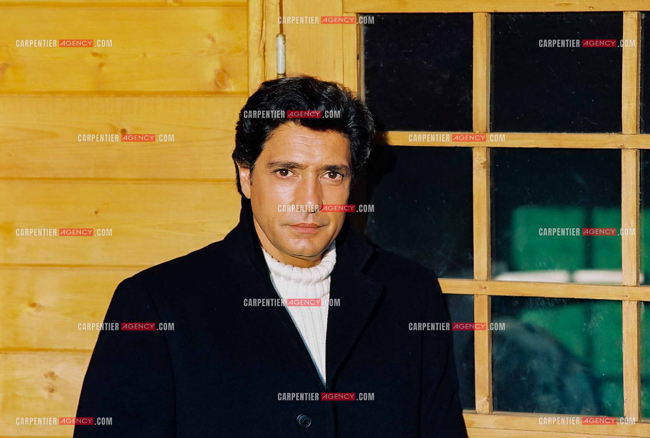 Le chanteur Frédéric François dans sa résidence privée en Belgique.  ( Exclusif )