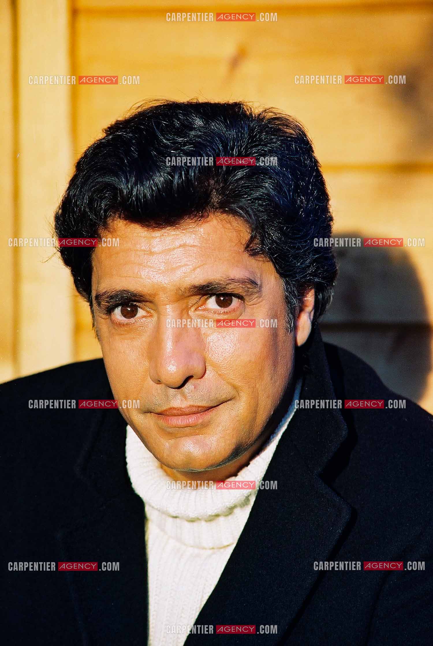 Le chanteur Frédéric François dans sa résidence privée en Belgique.  ( Exclusif )