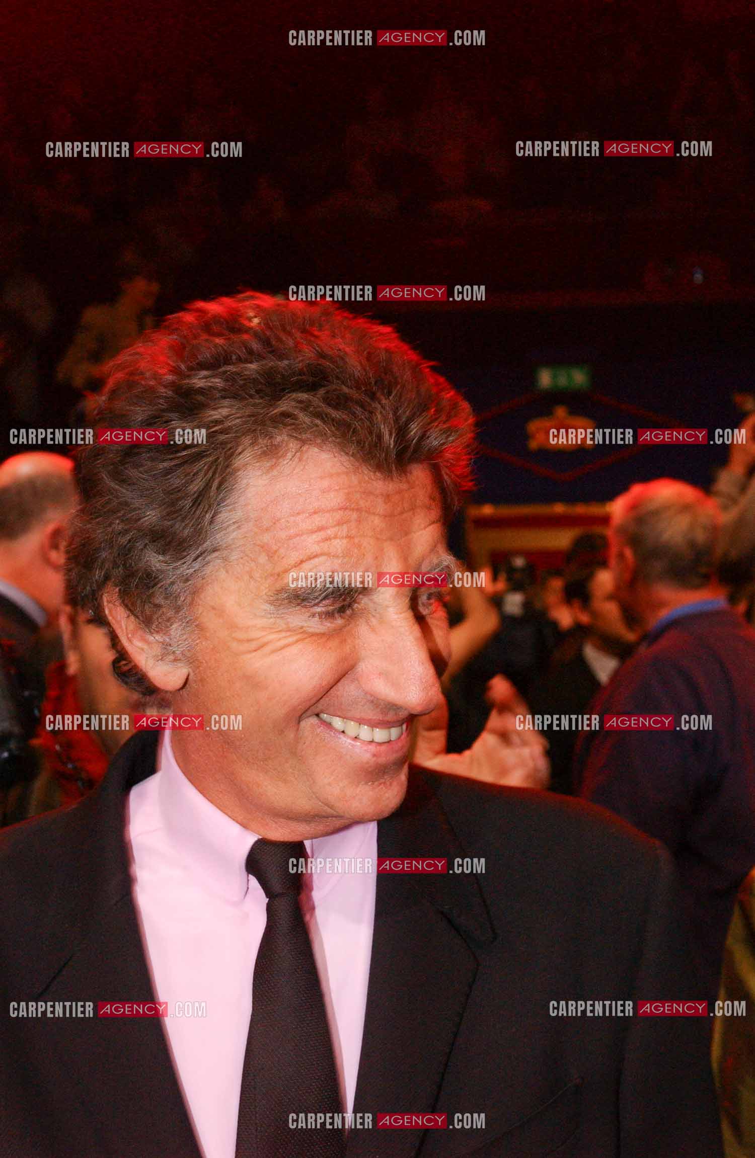 Grand meeting " OUI A L'EUROPE SOCIALE “ à Paris réunissant la Gauche le 18 Mai 2005. Jack Lang.