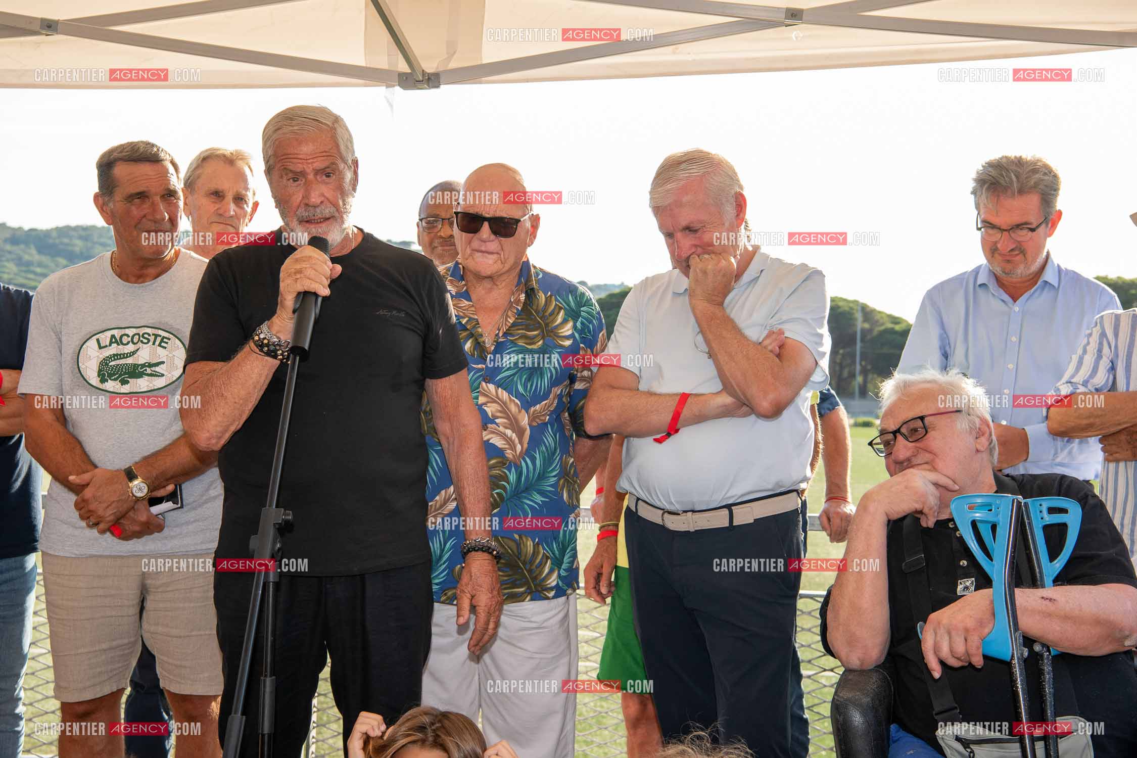 Inauguration du stade Marcel Aubour de St Tropez en présence de Marcel Aubour agé de 83 ans et entouré de tous ses amis les footballeurs. Jean-Claude Darmon, Jean-Pierre Serra et Luis Fernandez.