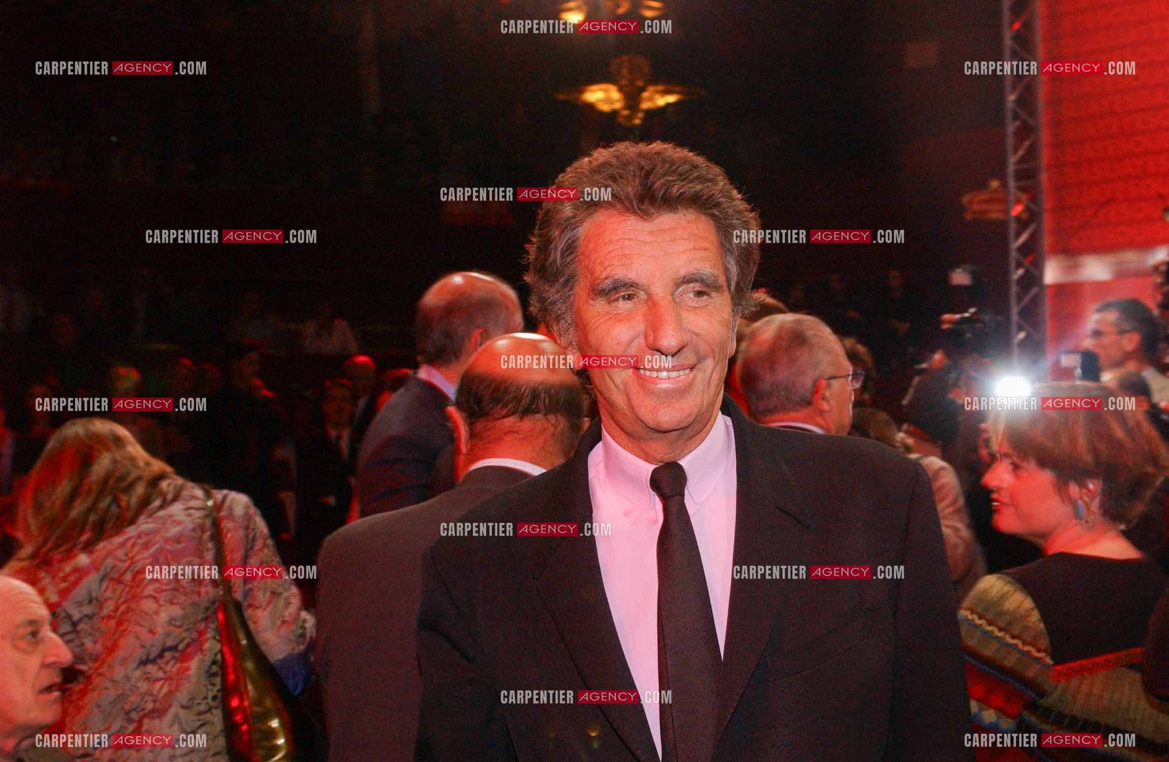 Grand meeting " OUI A L'EUROPE SOCIALE “ à Paris réunissant la Gauche le 18 Mai 2005.Jack Lang.