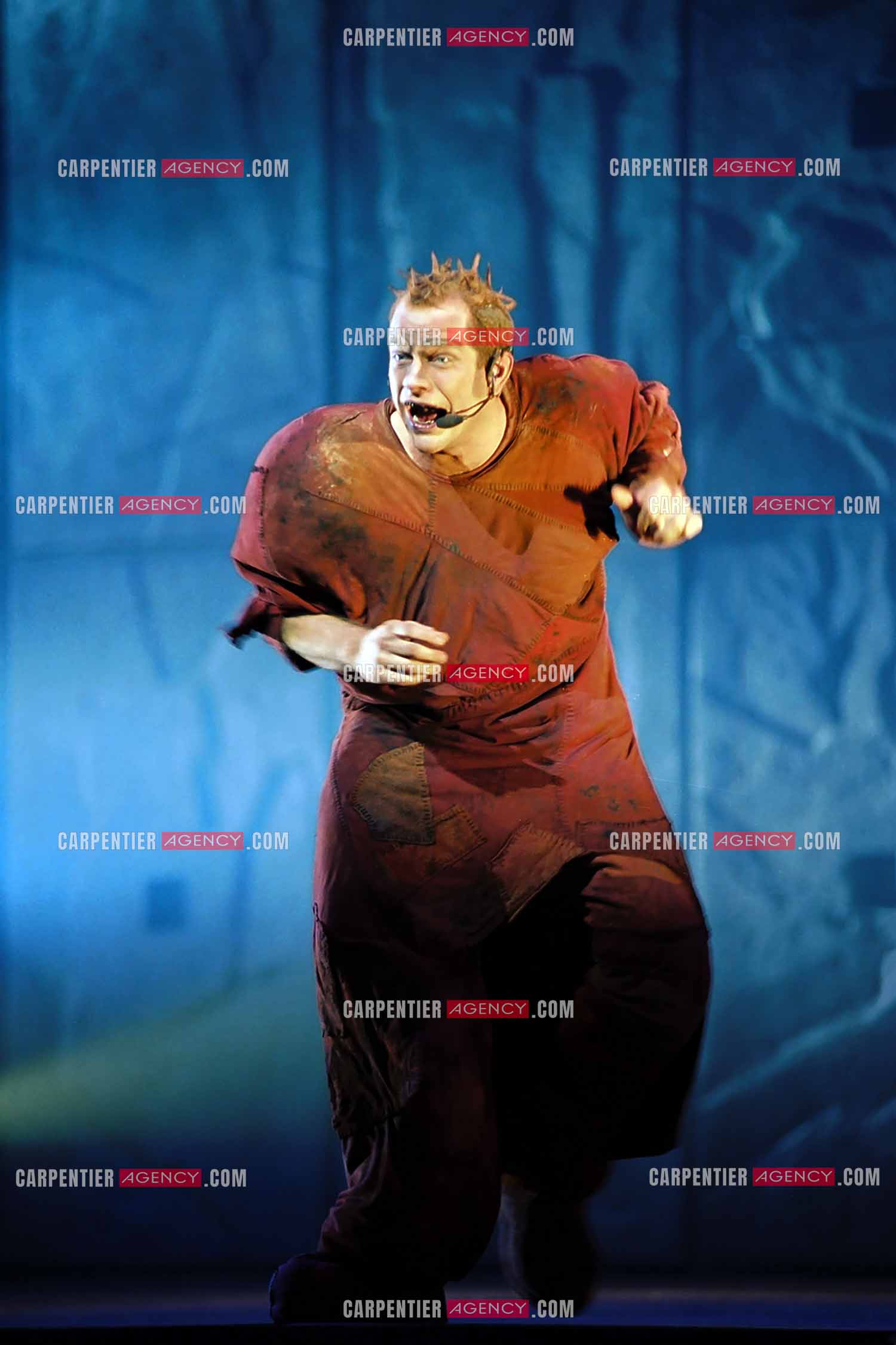 La comédie musicale Notre Dame De Paris. Version anglaise du spectacle musicale de Luc Plamondon et Richard Cocciante. Le chanteur Garou dans le rôle de Quasimodo.   ( Exclusif )