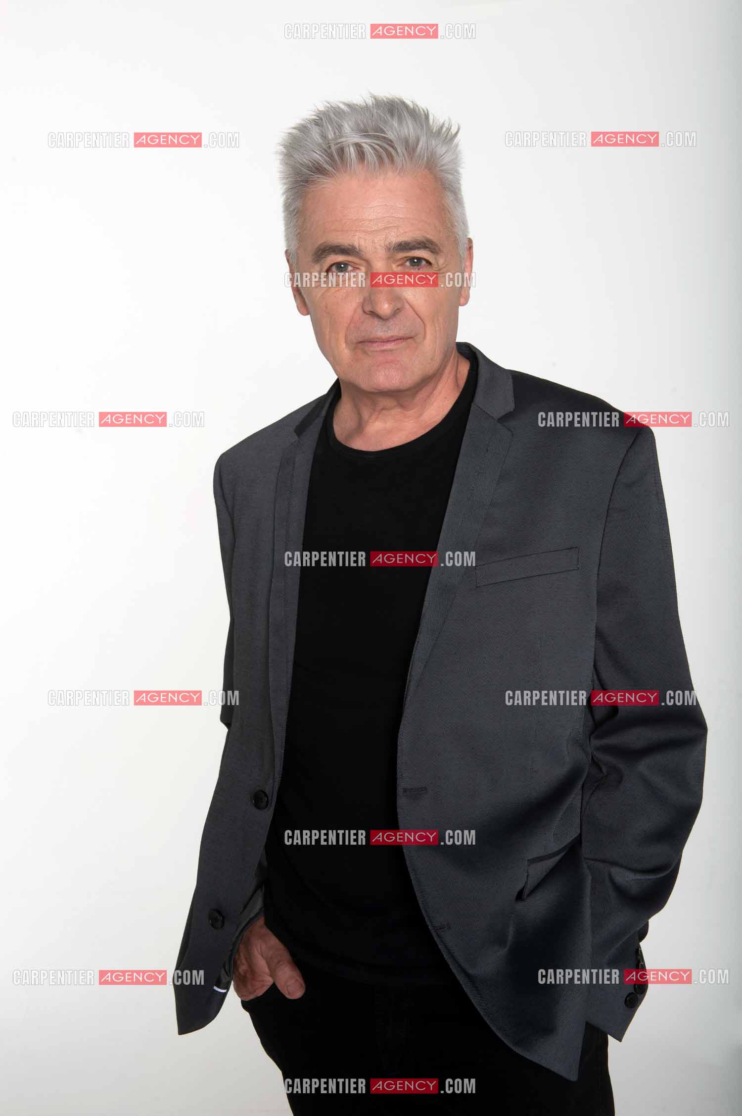 Nouvelle troupe version 2016 de la comédie musicale  “ NOTRE DAME DE PARIS “. Le chanteur québécois Daniel Lavoie.    ( Exclusif )