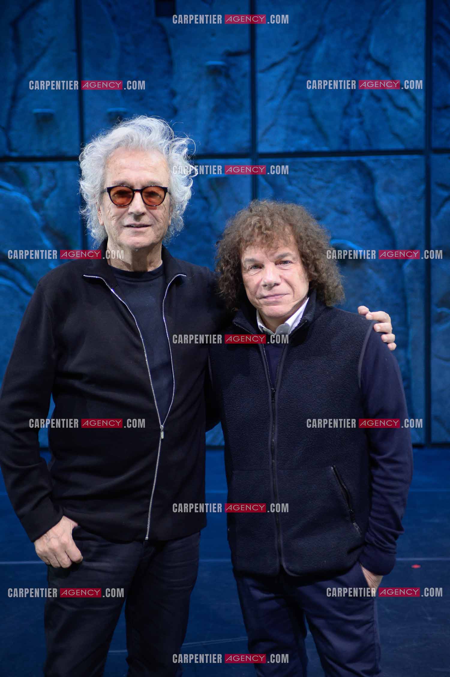 Les auteurs de la comédie musicale “ Notre Dame de Paris “ Richard Cocciante et Luc Plamondon.          ( Exclusif )