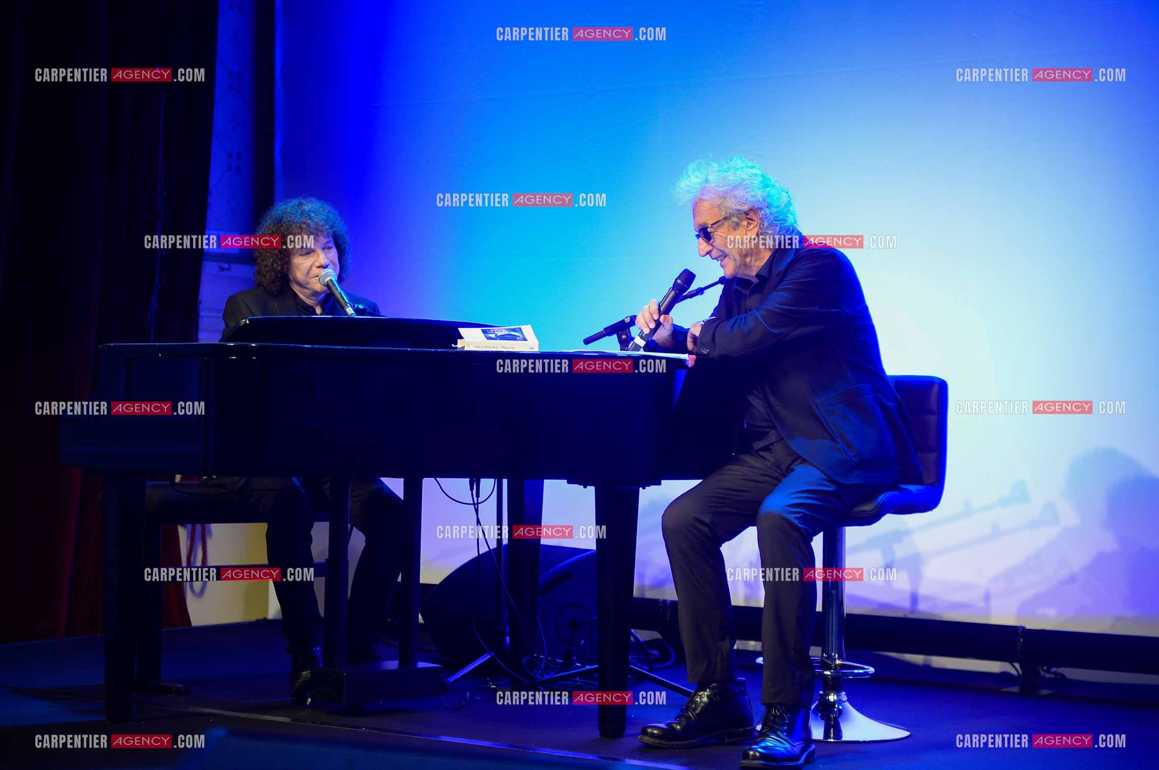 25 èm anniversaire de la comédie musicale Notre Dame de Paris. Les deux auteurs Richard Cocciante et Luc Plamondon.       ( Exclusif )