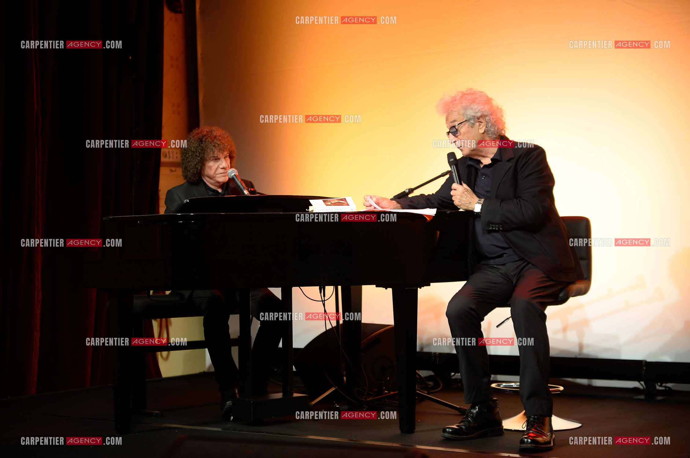 25 èm anniversaire de la comédie musicale Notre Dame de Paris. Les deux auteurs Richard Cocciante et Luc Plamondon.       ( Exclusif )