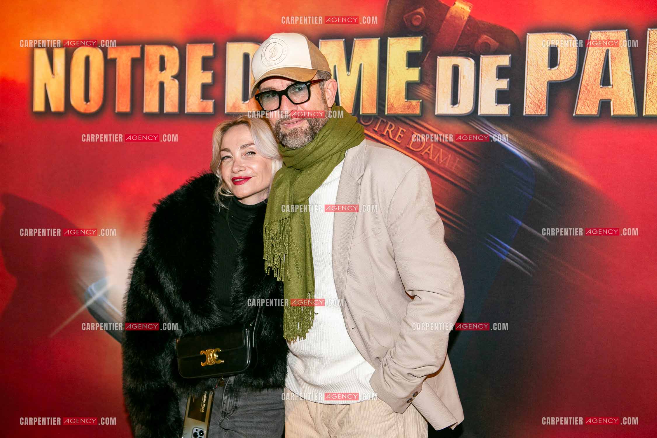 Générale de la comédie musicale Notre Dame de Paris au Palais des Congrés de Paris le 23 Nov 2023. Le chanteur Solal et la youtubeuse Karine Grandval.