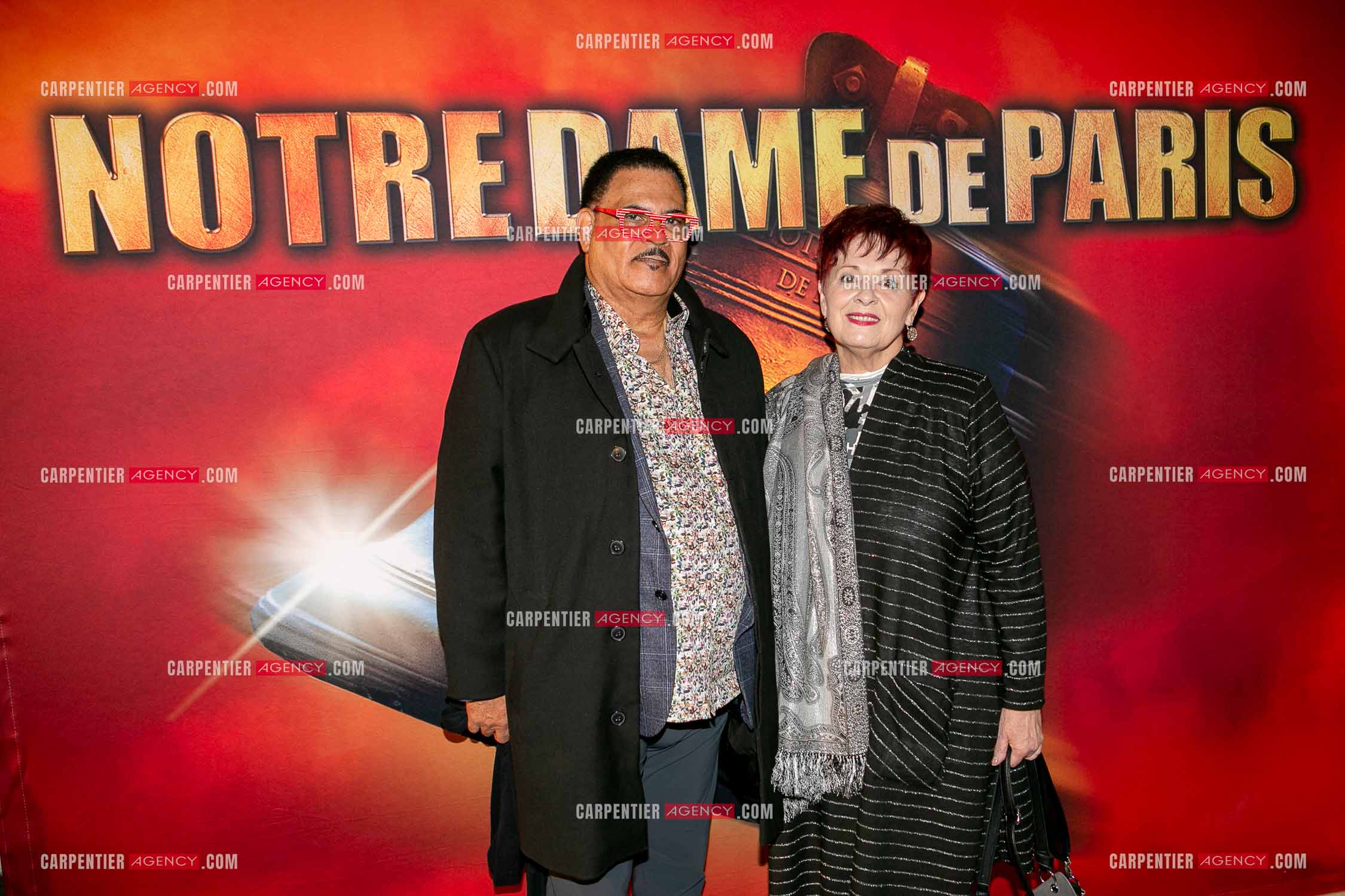 Générale de la comédie musicale Notre Dame de Paris au Palais des Congrés de Paris le 23 Nov 2023. La chanteuse québécoise Fabienne Thibeault et son mari Christian Montagnac.