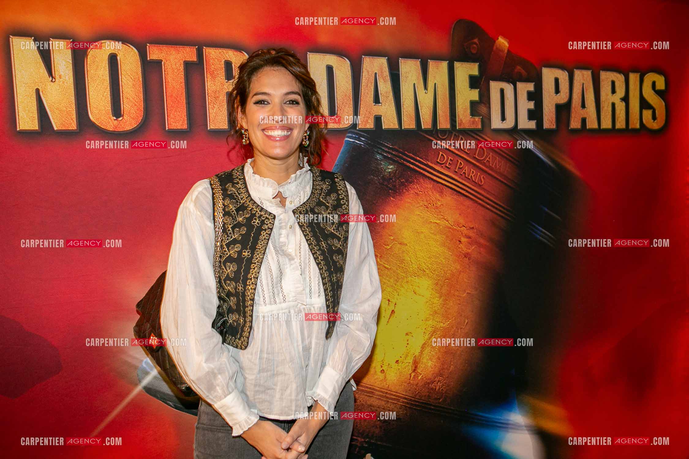 Générale de la comédie musicale Notre Dame de Paris au Palais des Congrés de Paris le 23 Nov 2023. L'animatrice télé et radio Laurie Cholewa .