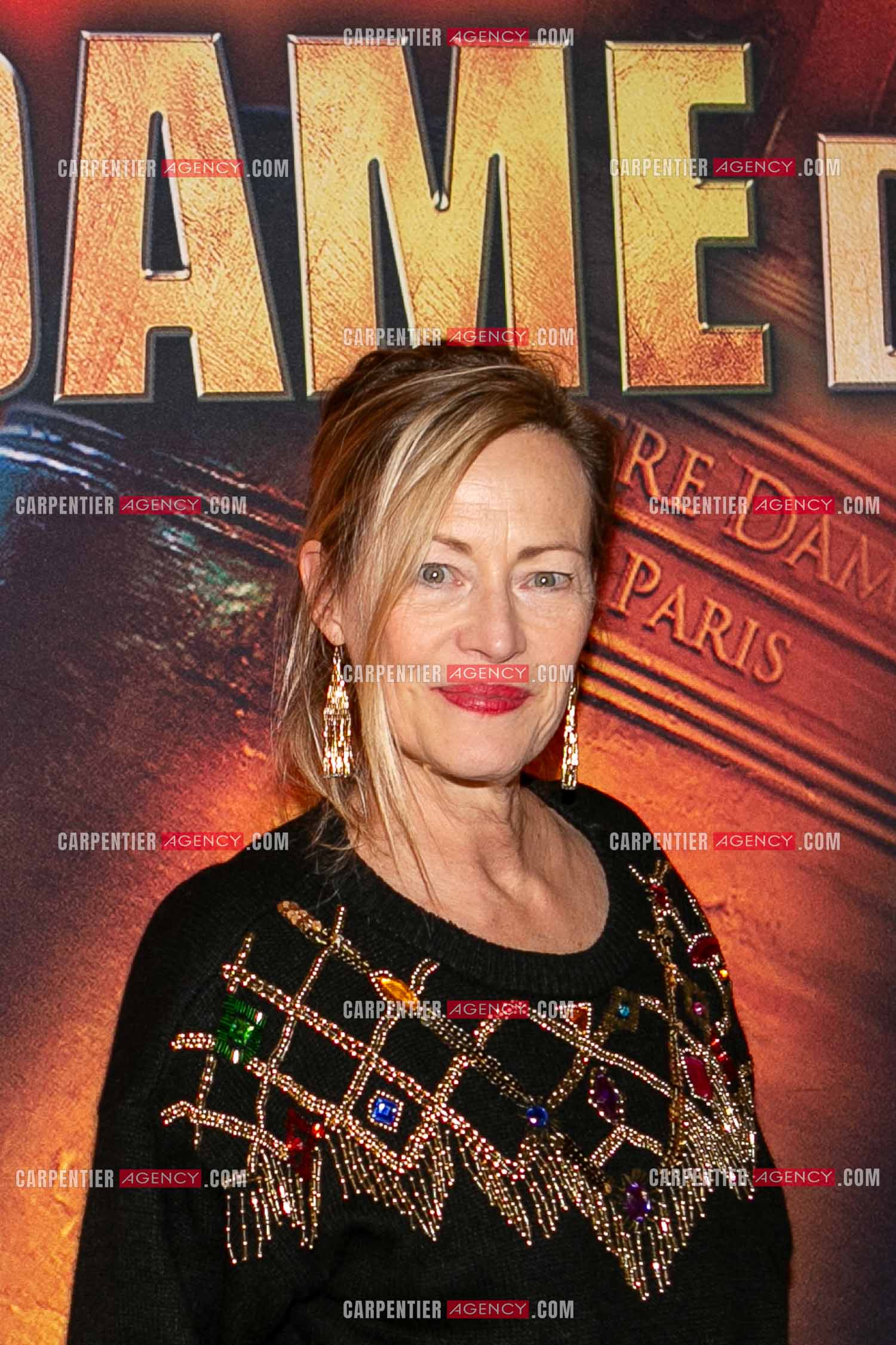 Générale de la comédie musicale Notre Dame de Paris au Palais des Congrés de Paris le 23 Nov 2023. L'actrice Québécoise Gabrielle Lazure.