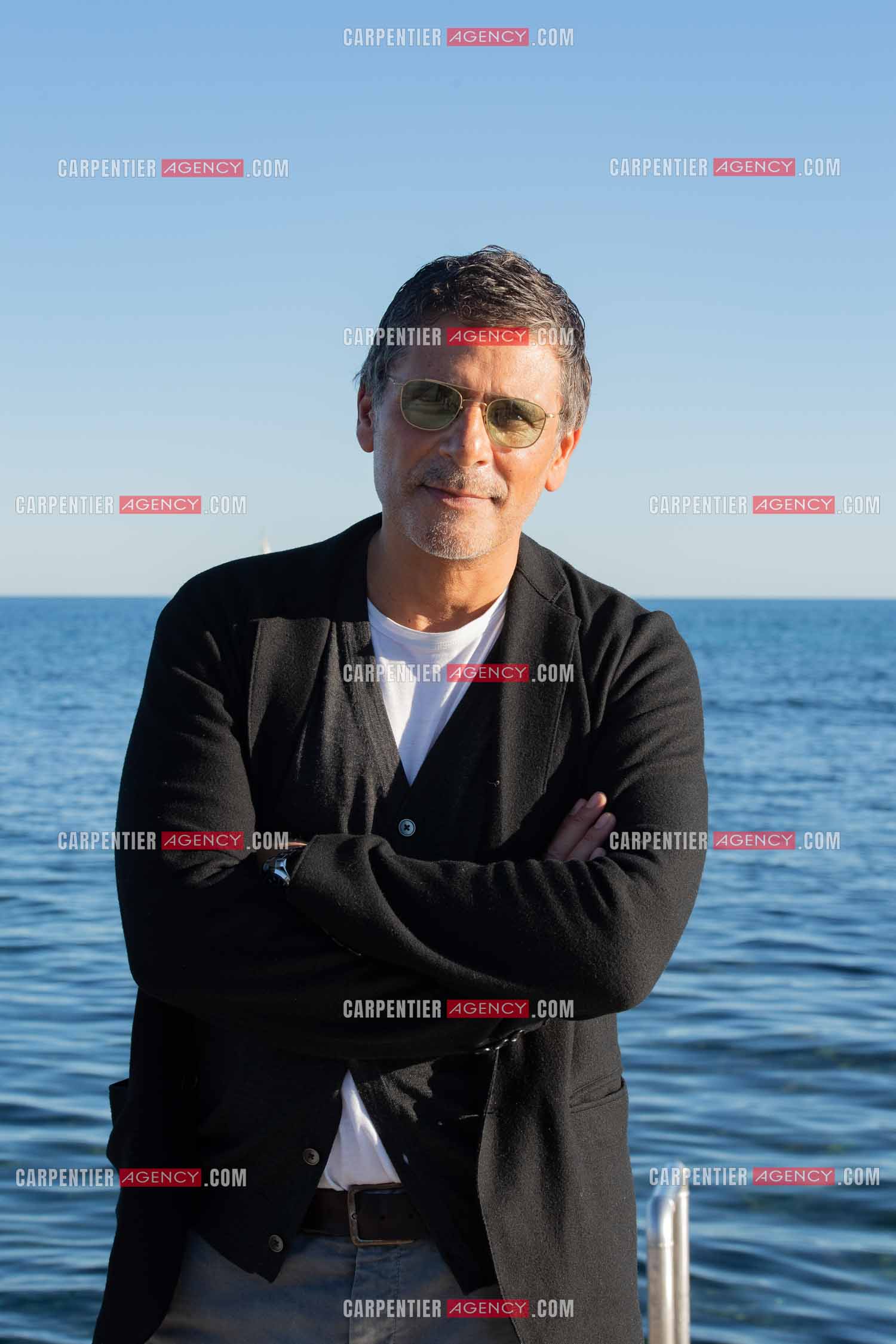 L'acteur Pascal Elbé sur la plage du Mourillon à Toulon pour la promo de son dernier film “ ON EST FAIT POUR S'ENTENDRE “ sortie prévue en salle pour le 17 novembre 2021.   ( Exclusif )