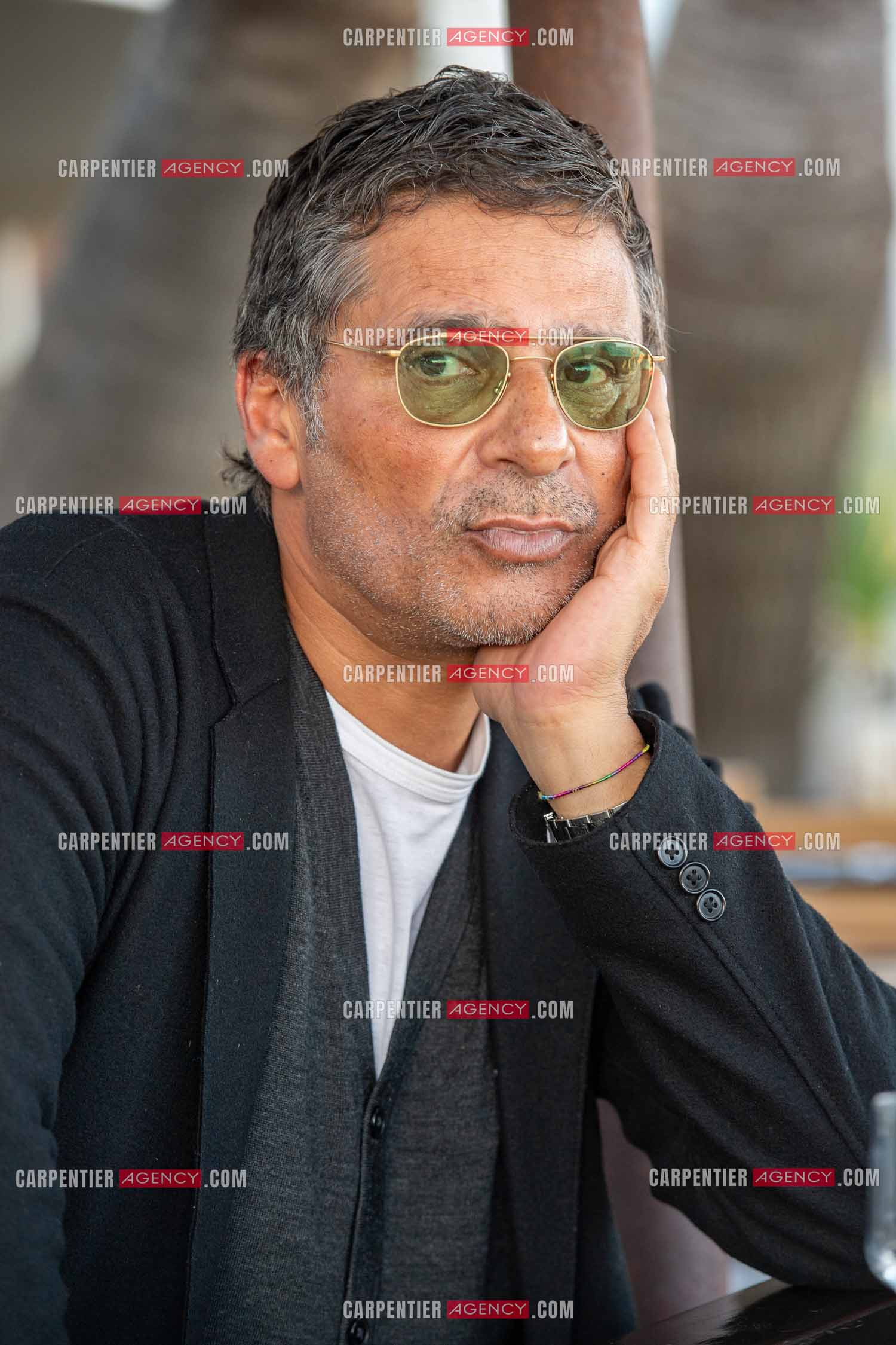 L'acteur Pascal Elbé sur la plage du Mourillon à Toulon pour la promo de son dernier film “ ON EST FAIT POUR S'ENTENDRE “ sortie prévue en salle pour le 17 novembre 2021.   ( Exclusif )