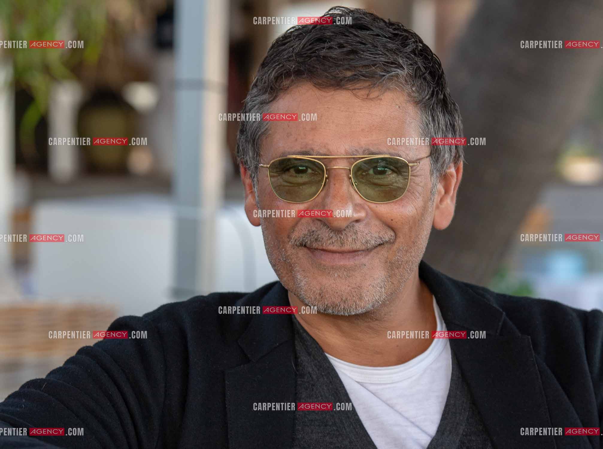 L'acteur Pascal Elbé sur la plage du Mourillon à Toulon pour la promo de son dernier film “ ON EST FAIT POUR S'ENTENDRE “ sortie prévue en salle pour le 17 novembre 2021.   ( Exclusif )