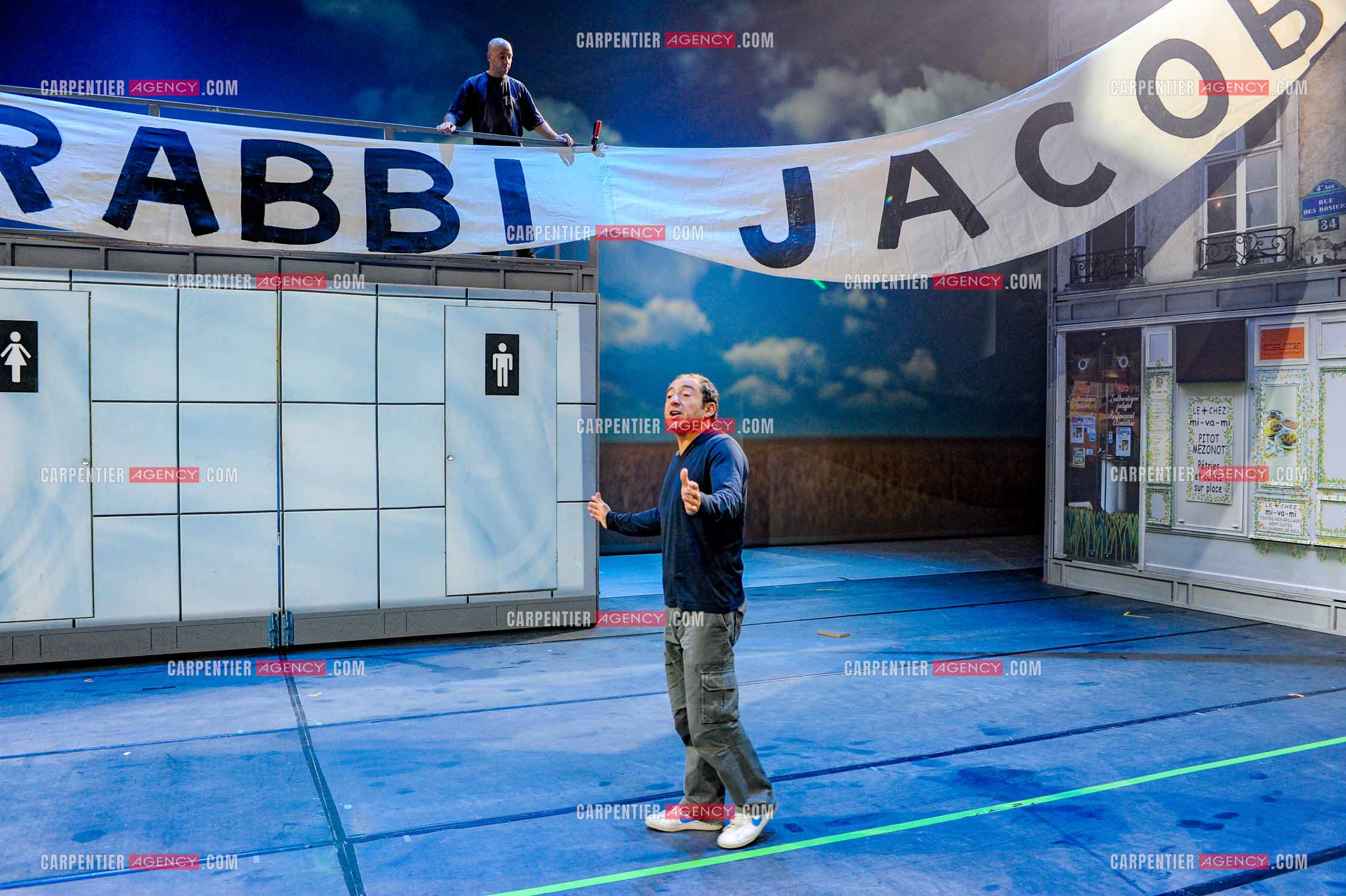 Le metteur en scène de la comédie musicale " Rabbi Jacob “, l'humoriste Patrick Timsit.          ( Exclusif )