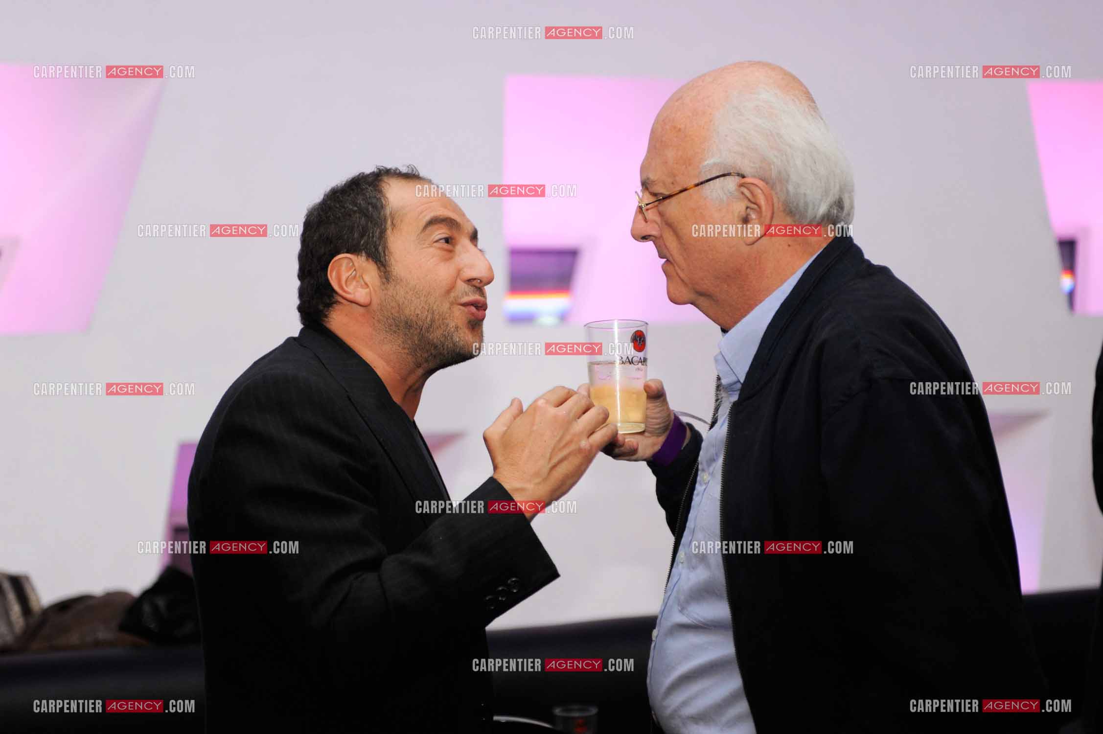 Les Aventures de Rabbi Jacob. La nouvelle comédie musicale de 2008 mise en scène par Patrick Timsit et adaptée du film “ Les Aventures de Rabbi Jacob “ de Gérard Oury, sorti en 1973. Patrick Timsit et Vladimir Costa.         ( Exclusif )