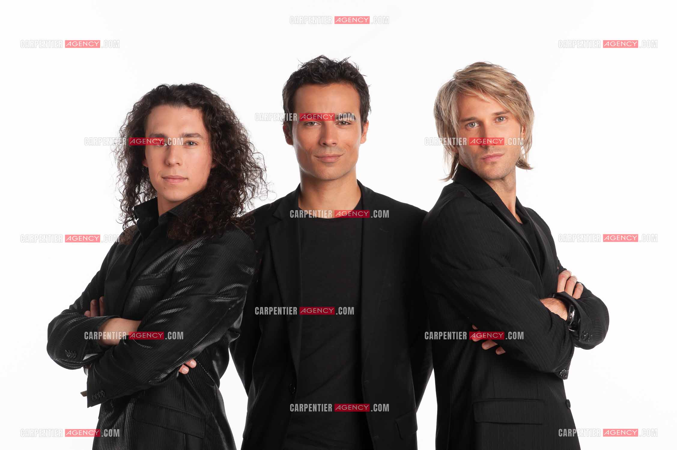 La nouvelle troupe d'artistes pour interprèter la comédie musicale “ Roméo et Juliette “ version 2010. Le trio " Les Rois du Monde “ composé de : John Eyzen pour le rôle de Mercutio, Damien Sargue pour le rôle de Roméo et Cyril Niccolai pour le rôle de Benvolio.          ( Exclusif )