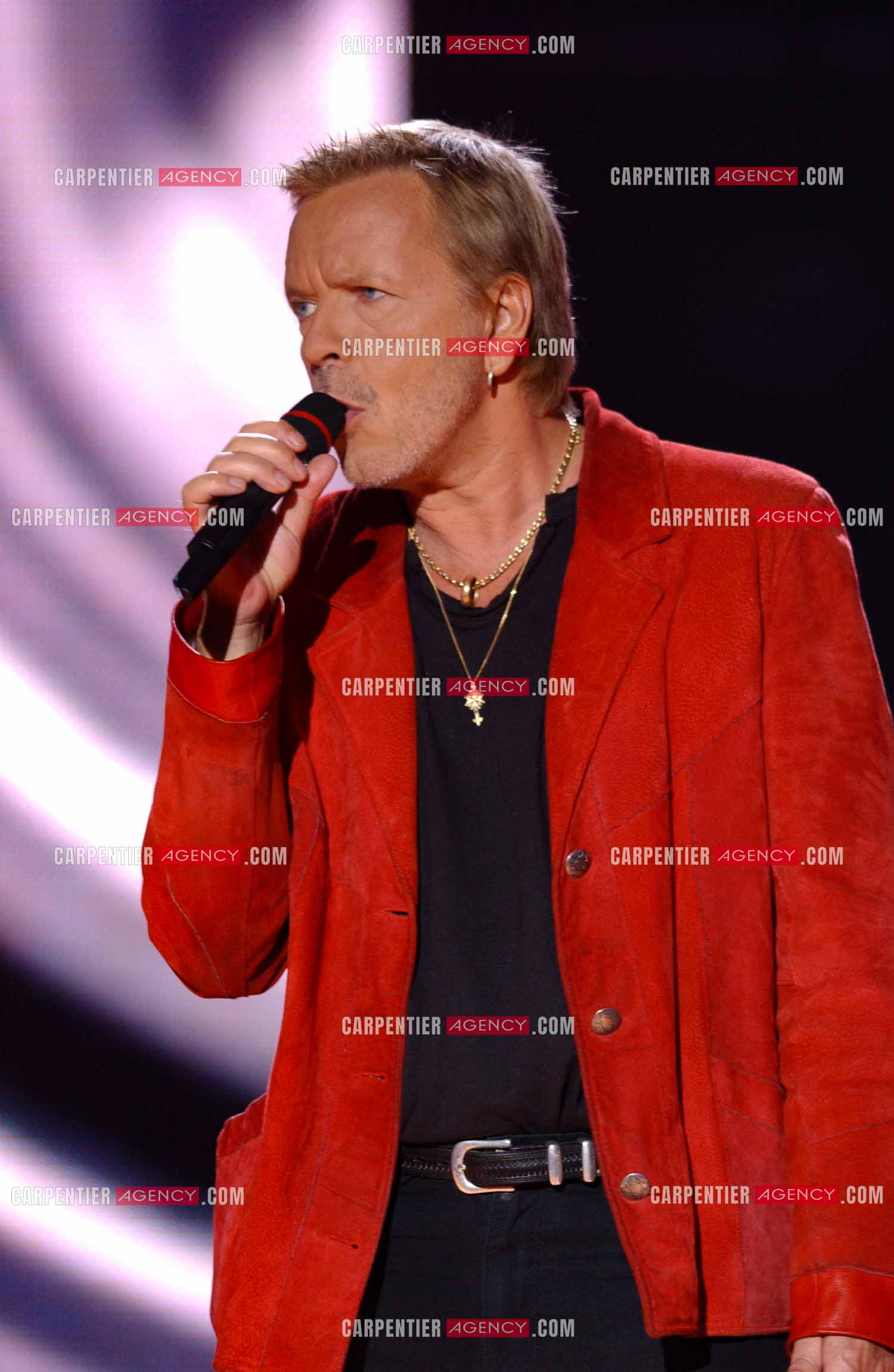 Le chanteur Renaud Séchan en concert pour l'anniversaire des 20 ans du Zénith de Paris.