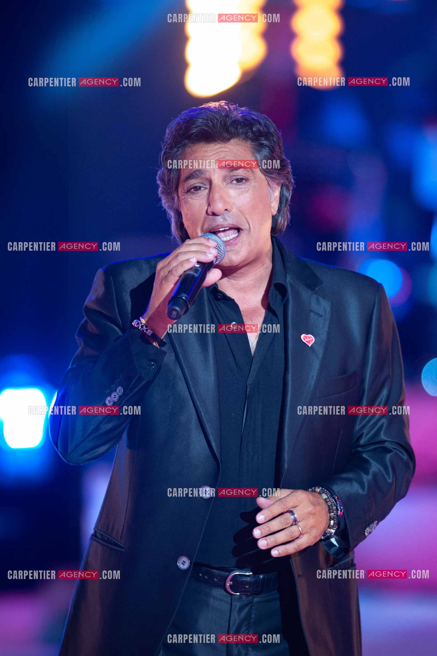 Le chanteur Frédéric François lors du Télé Vie à Bruxelles en Belgique le 07 mai 2011.