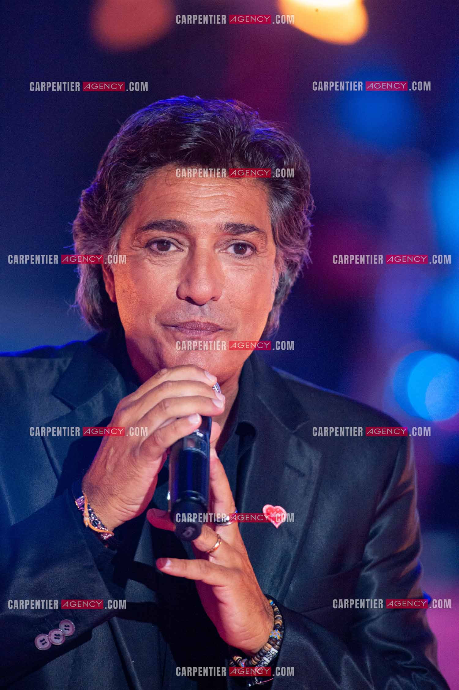 Le chanteur Frédéric François lors du Télé Vie à Bruxelles en Belgique le 07 mai 2011.