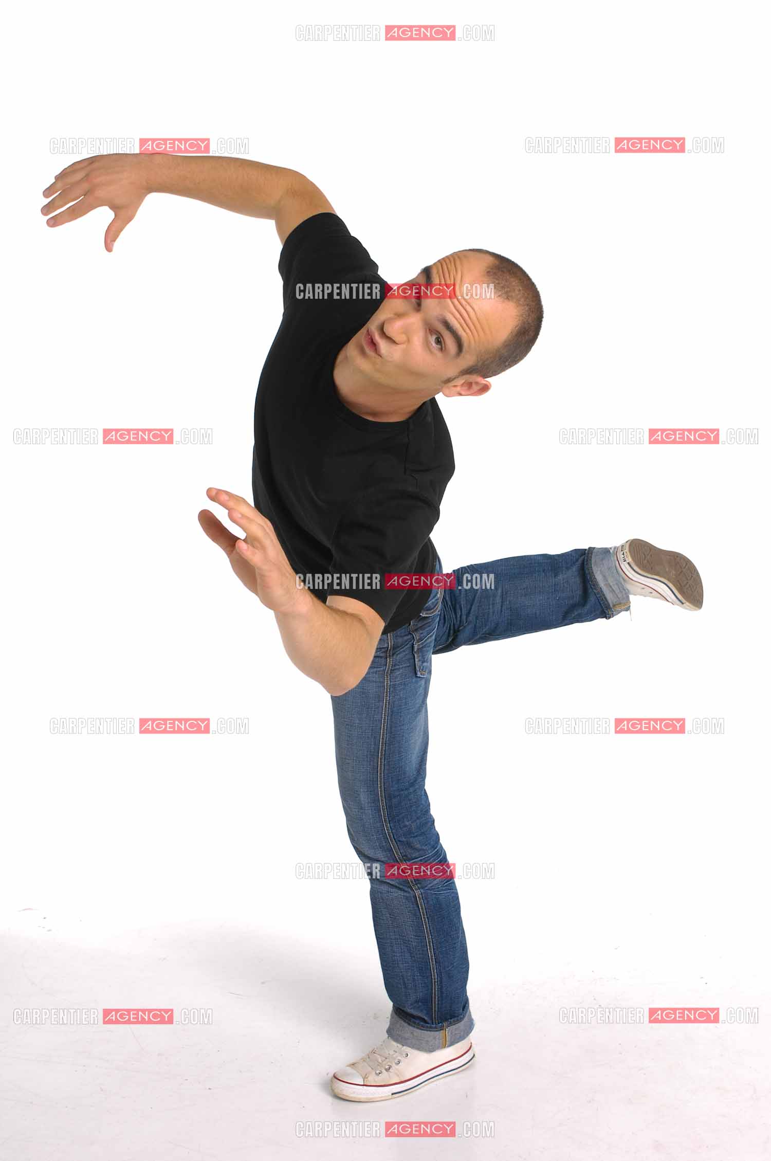 Le chanteur Guillaume Adelbert. ( Exclusif )