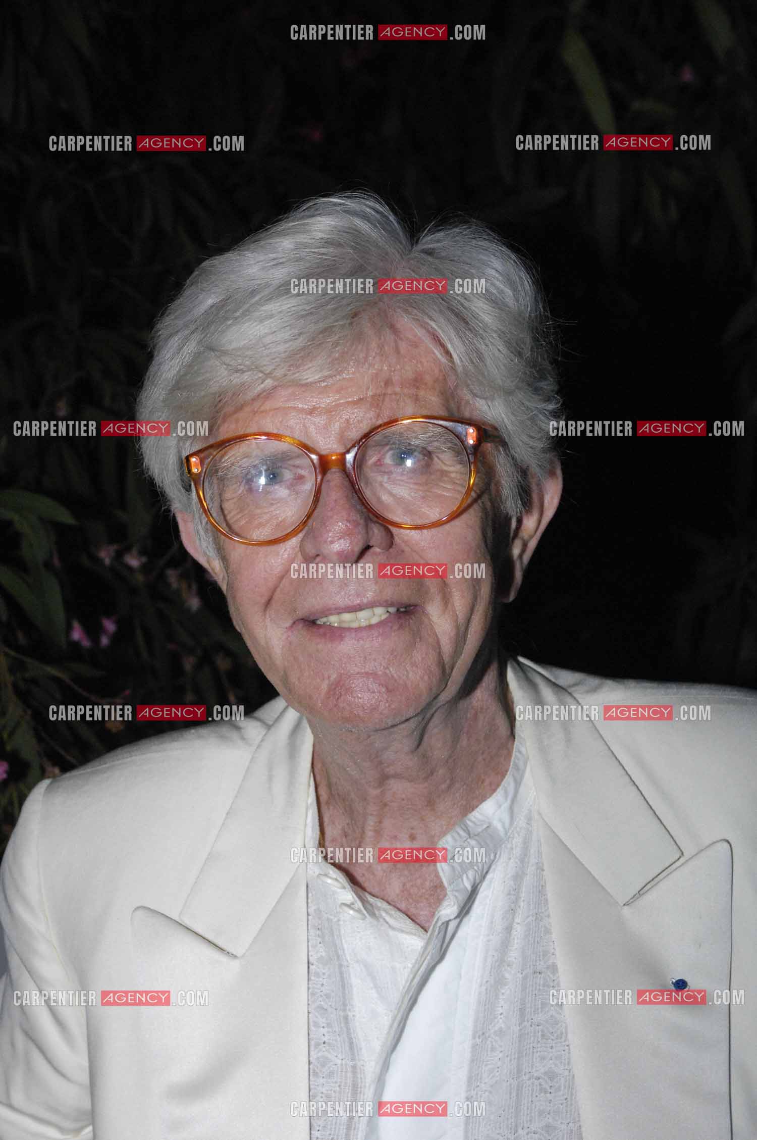 Le journaliste Henry Chapier invité à la soirée blanche en 2007.    ( Exclusif )