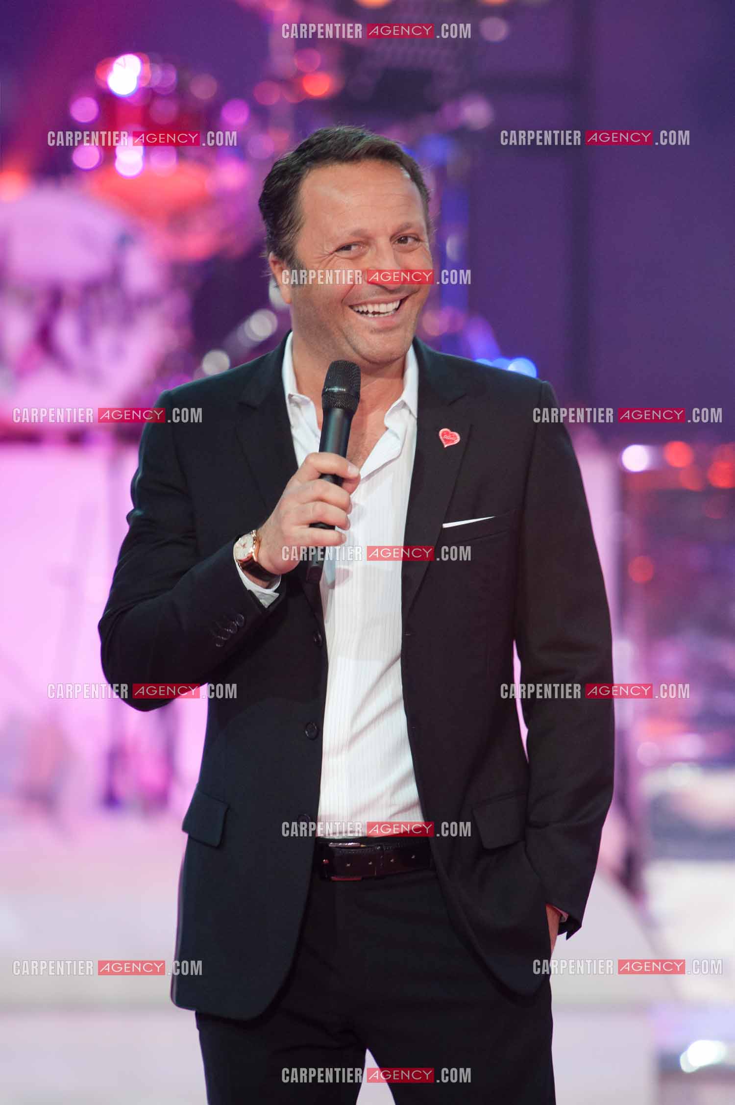 L'animateur Jacques Essebag dit Arthur lors du Télé Vie à Bruxelles en Belgique le 07 mai 2011.