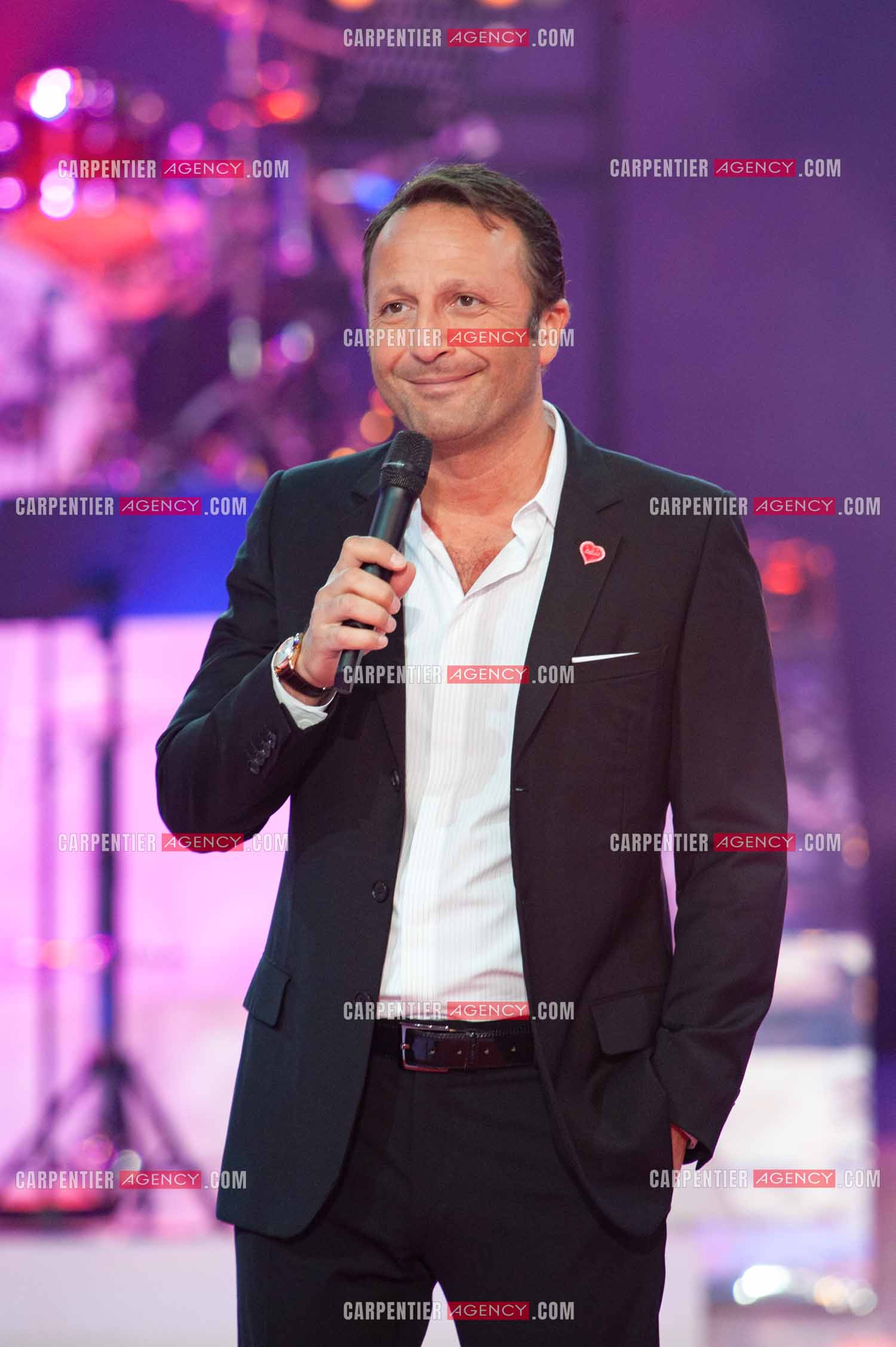 L'animateur Jacques Essebag dit Arthur lors du Télé Vie à Bruxelles en Belgique le 07 mai 2011.