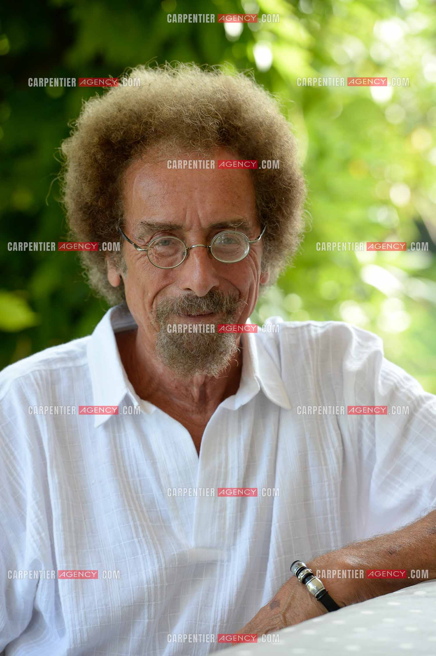 Jean Schultheis et sa femme sophie chez eux a Cavaillon le 12 Aout 2014.