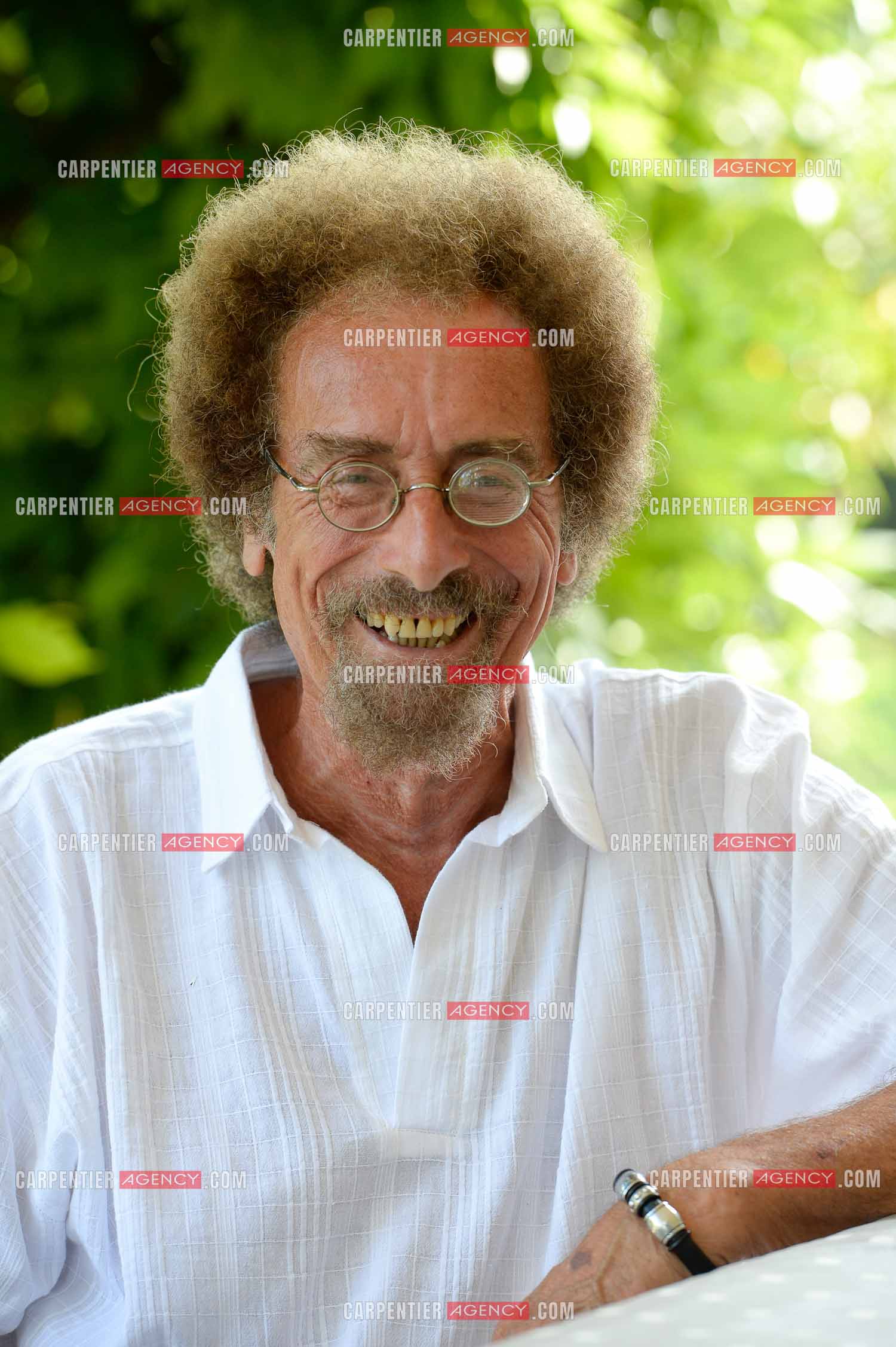 Jean Schultheis et sa femme sophie chez eux a Cavaillon le 12 Aout 2014.