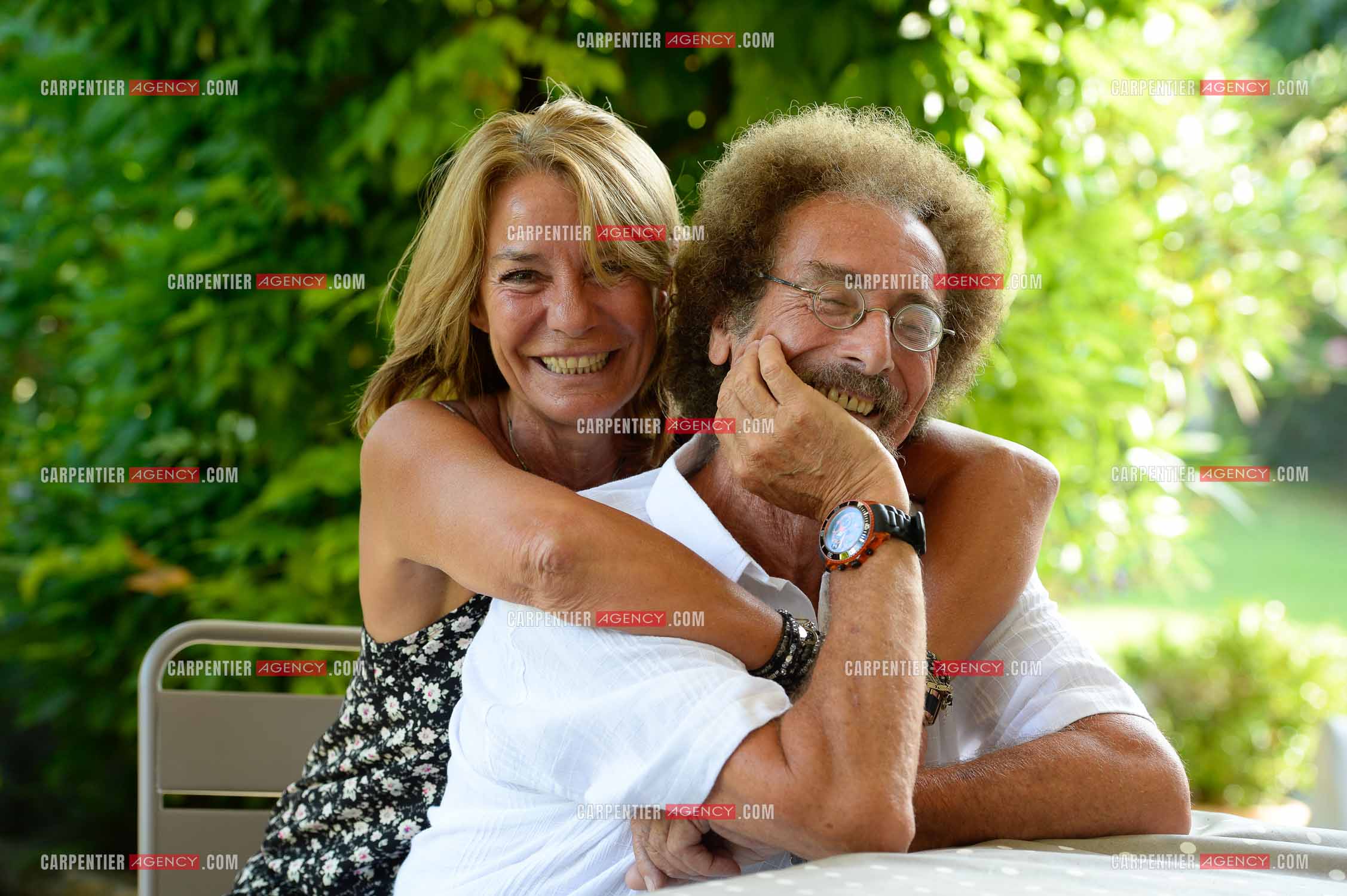 Jean Schultheis et sa femme sophie chez eux a Cavaillon le 12 Aout 2014.
