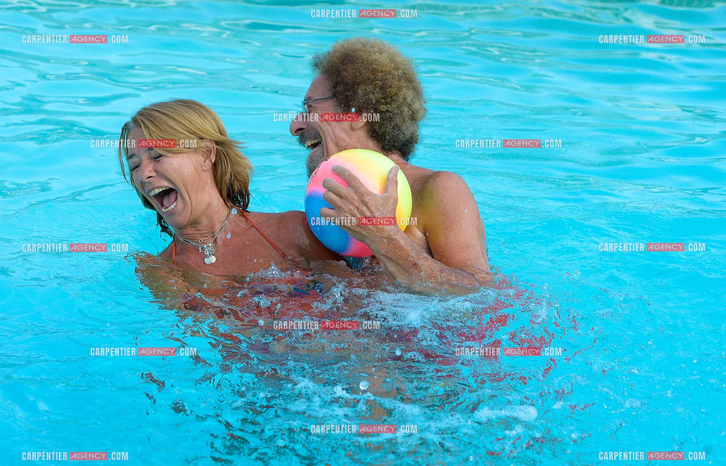 Jean Schultheis et sa femme sophie chez eux a Cavaillon le 12 Aout 2014.