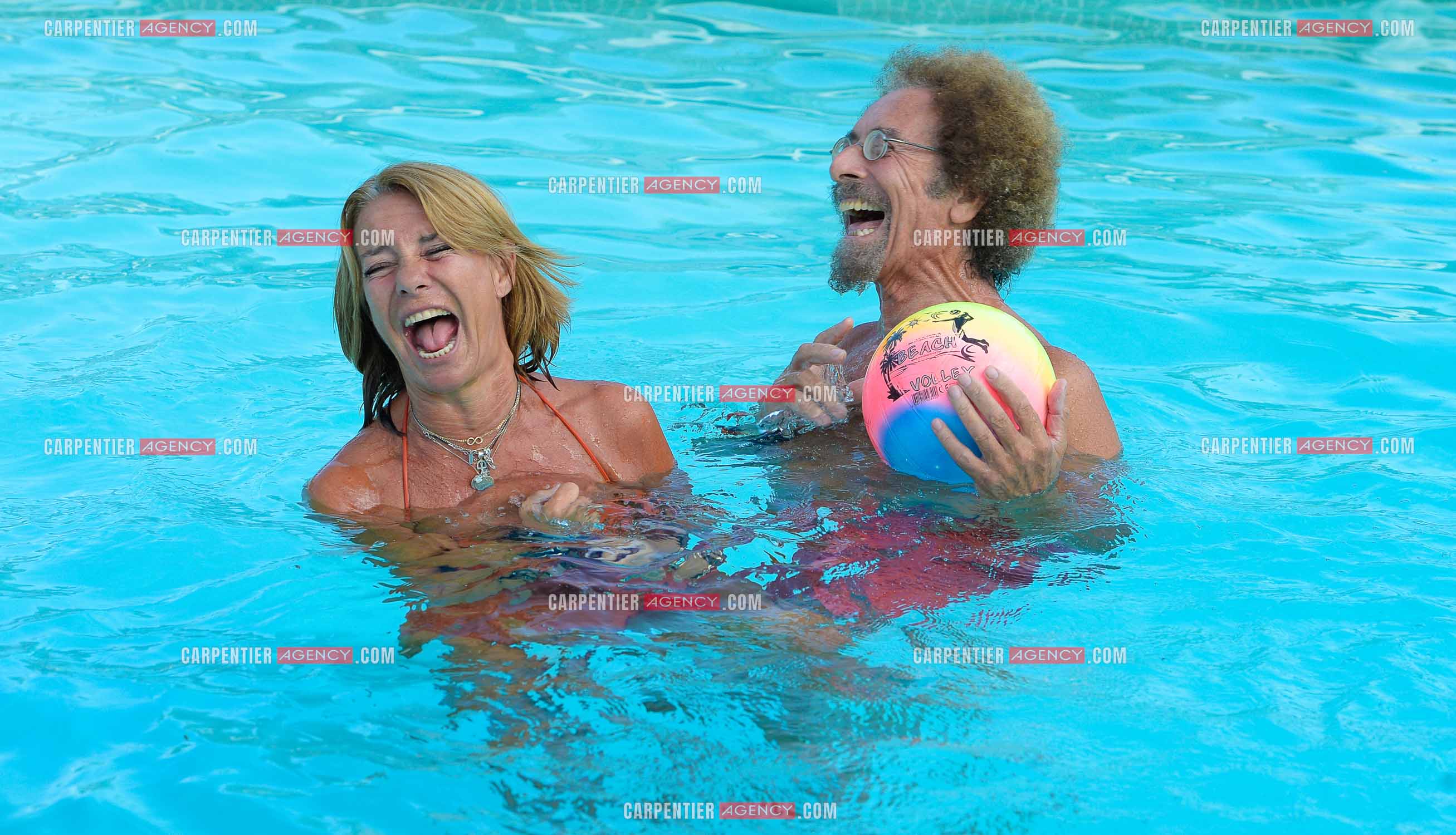 Jean Schultheis et sa femme sophie chez eux a Cavaillon le 12 Aout 2014.