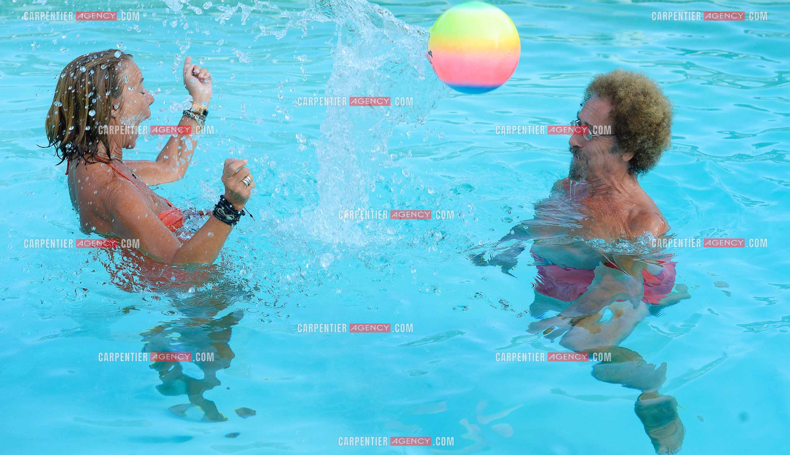 Jean Schultheis et sa femme sophie chez eux a Cavaillon le 12 Aout 2014.