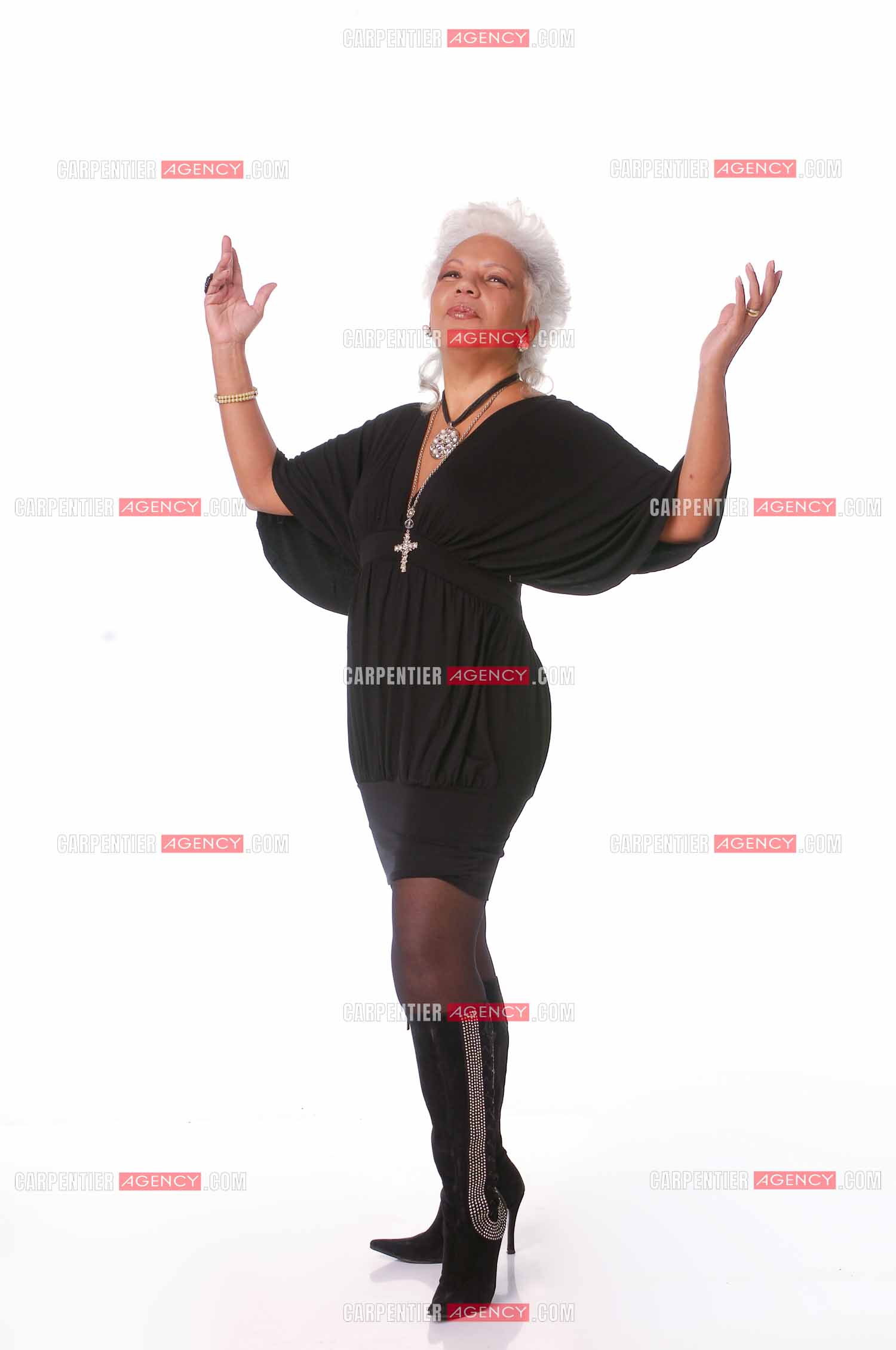 La chanteuse Kaoma, de son vrai nom Loalwa Braz, l'interprète de la chanson LA LAMBADA en séance photos a Paris. Assassinée le 19 janvier 2017.  ( Exclusif )